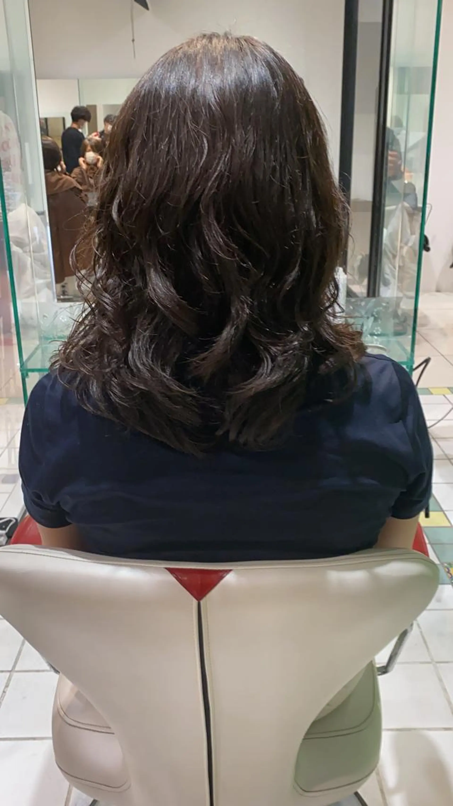 ミディアム パーマ 艶髪&韓国風パーマ は是非⭐︎新島英猛のヘアスタイル