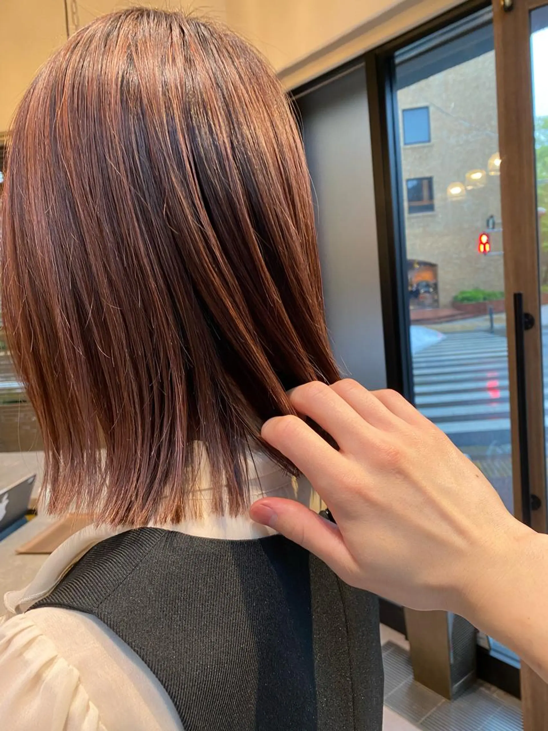 ミディアム カラー カット ヘアカラー ハイトーン/ボブ/ レイヤー💫カイセイのヘアスタイル