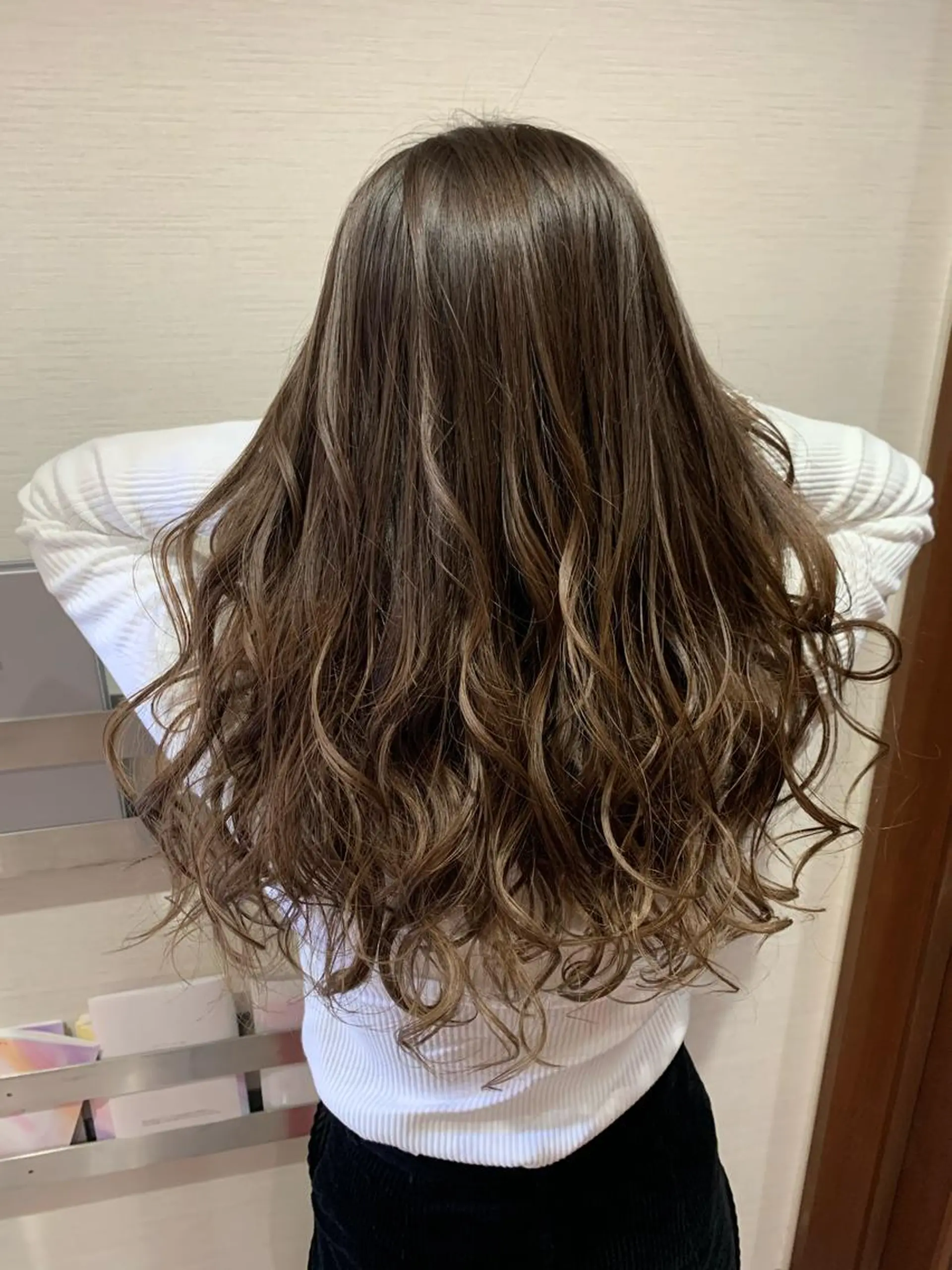 ロング カラー ブリーチ グラデーションカラー ブリーチなしカラー カット ヘアカラー オージュアソムリエ DAIKI⭐️のヘアスタイル