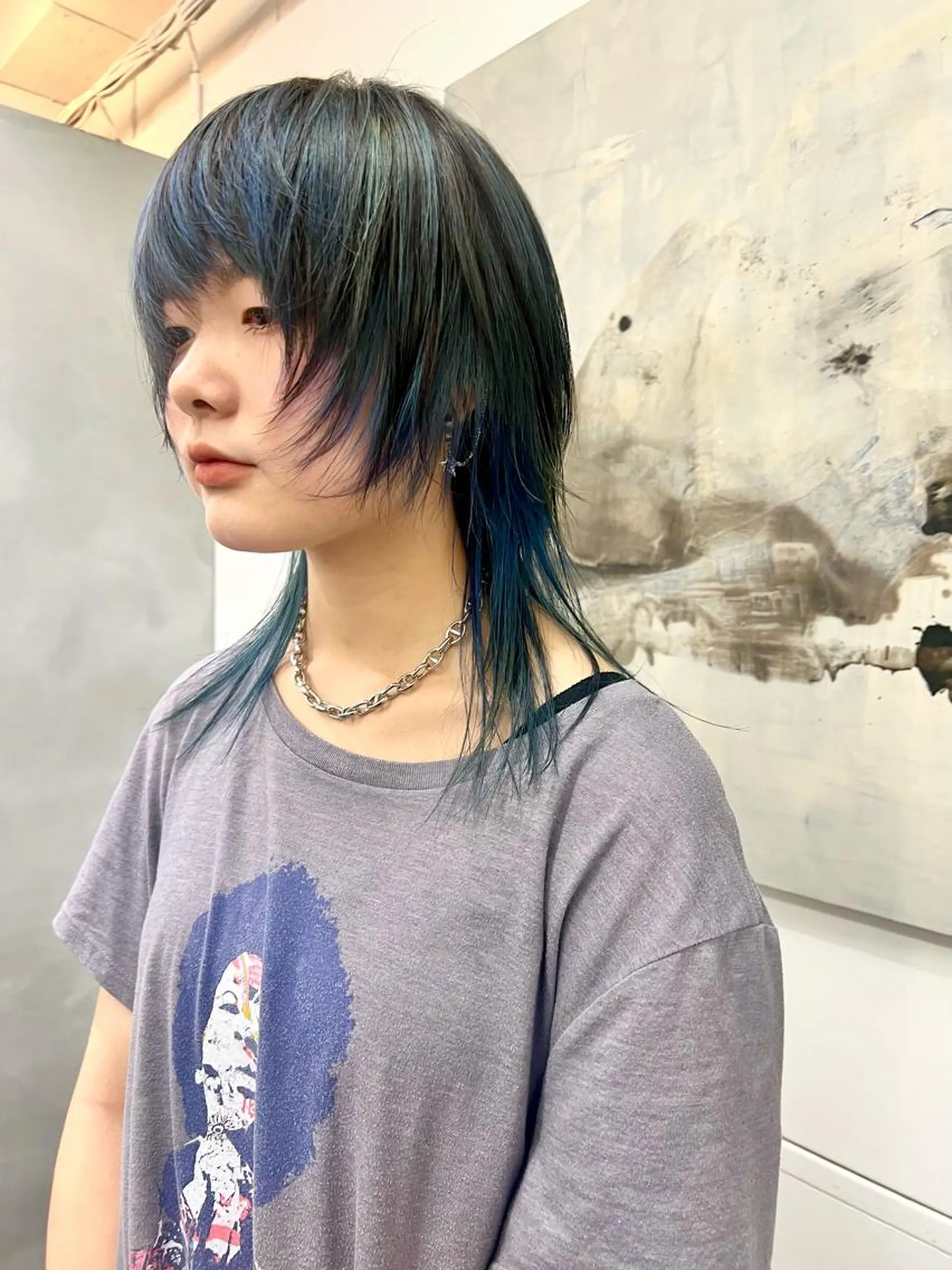 セミロング カラー パーマ ヘアアレンジ メンズ キッズ ネイル マツエク・マツパ アイブロウ カット ヘアカラー トリートメント ウルフレイヤーカット /チヒロのヘアスタイル