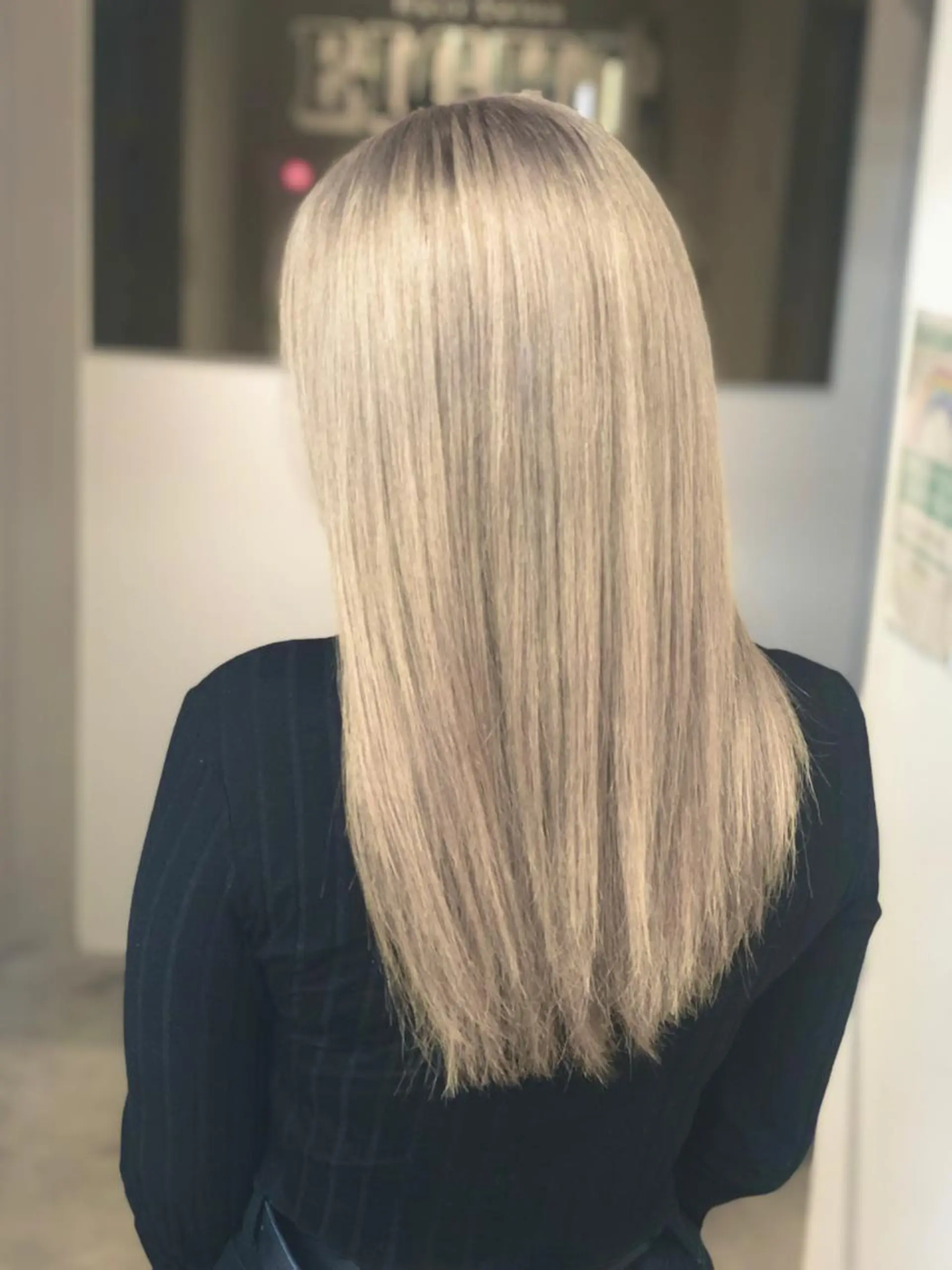 セミロング EIGHT 船橋のヘアスタイル