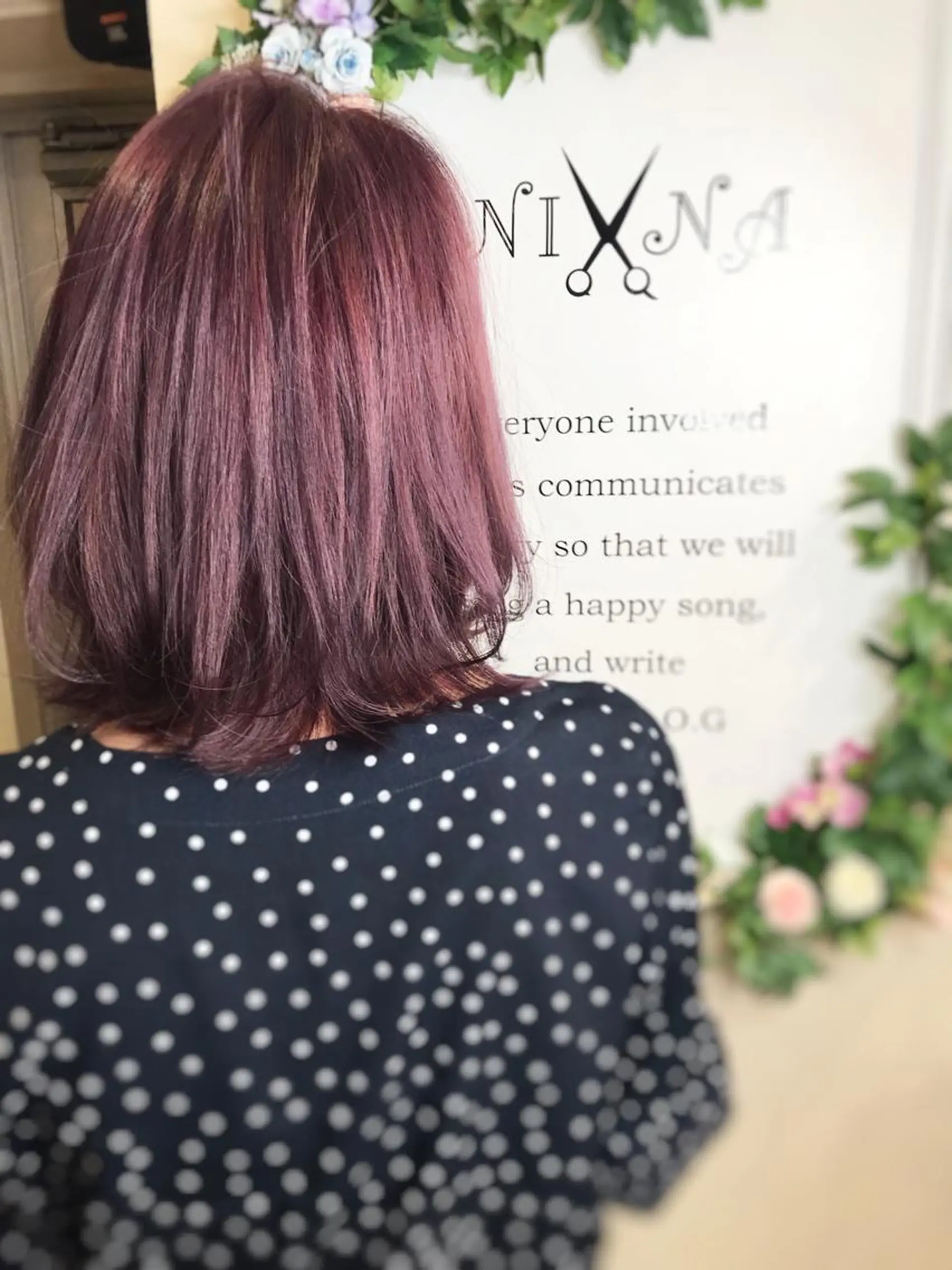 ミディアム カラー ラベンダーカラー ピンクカラー ピンクラベンダー ボブ 外ハネヘア R by NINA かずなのヘアスタイル