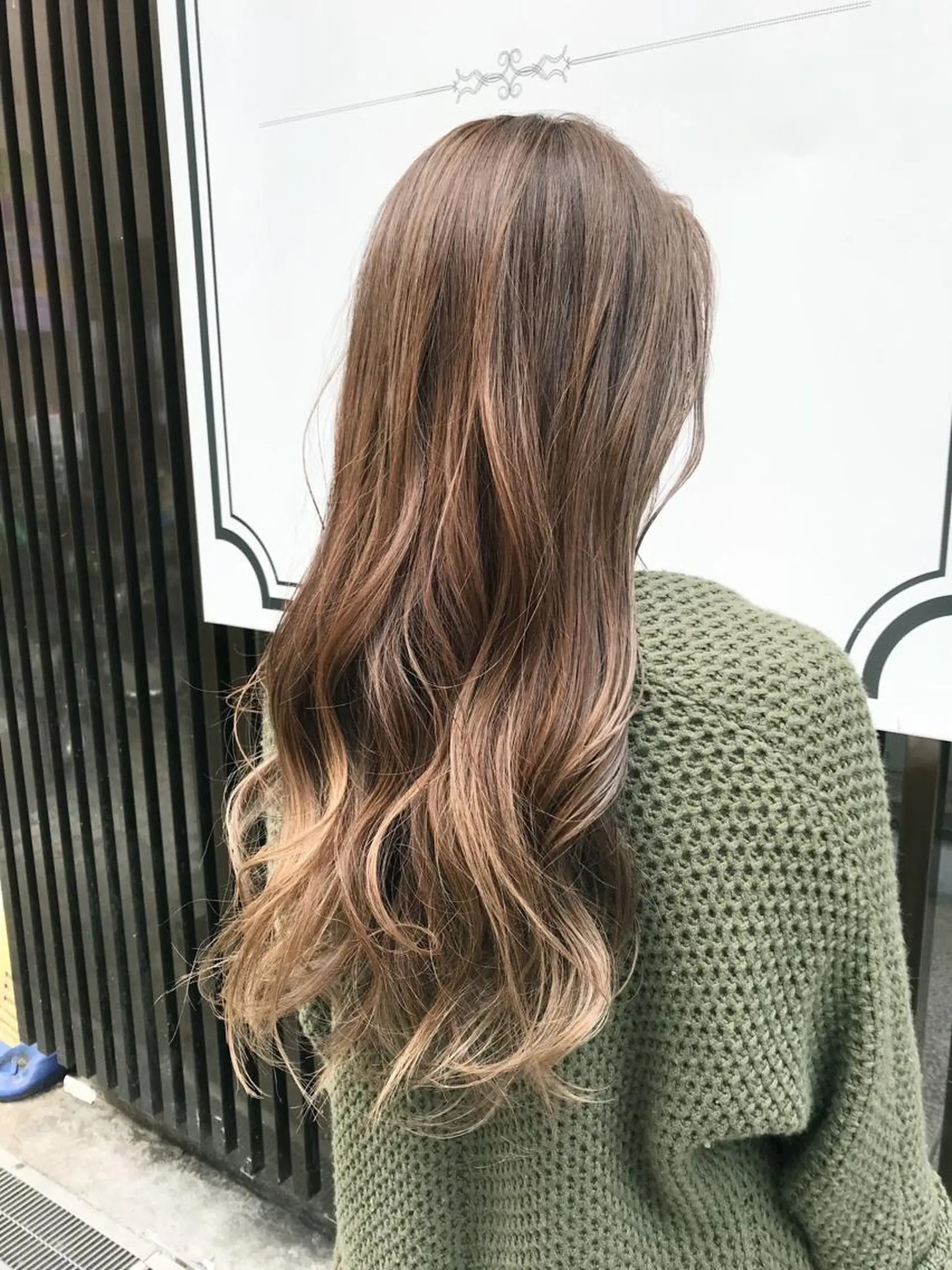 ロング カラー シールエクステ⭐️ オオミタクヤのヘアスタイル