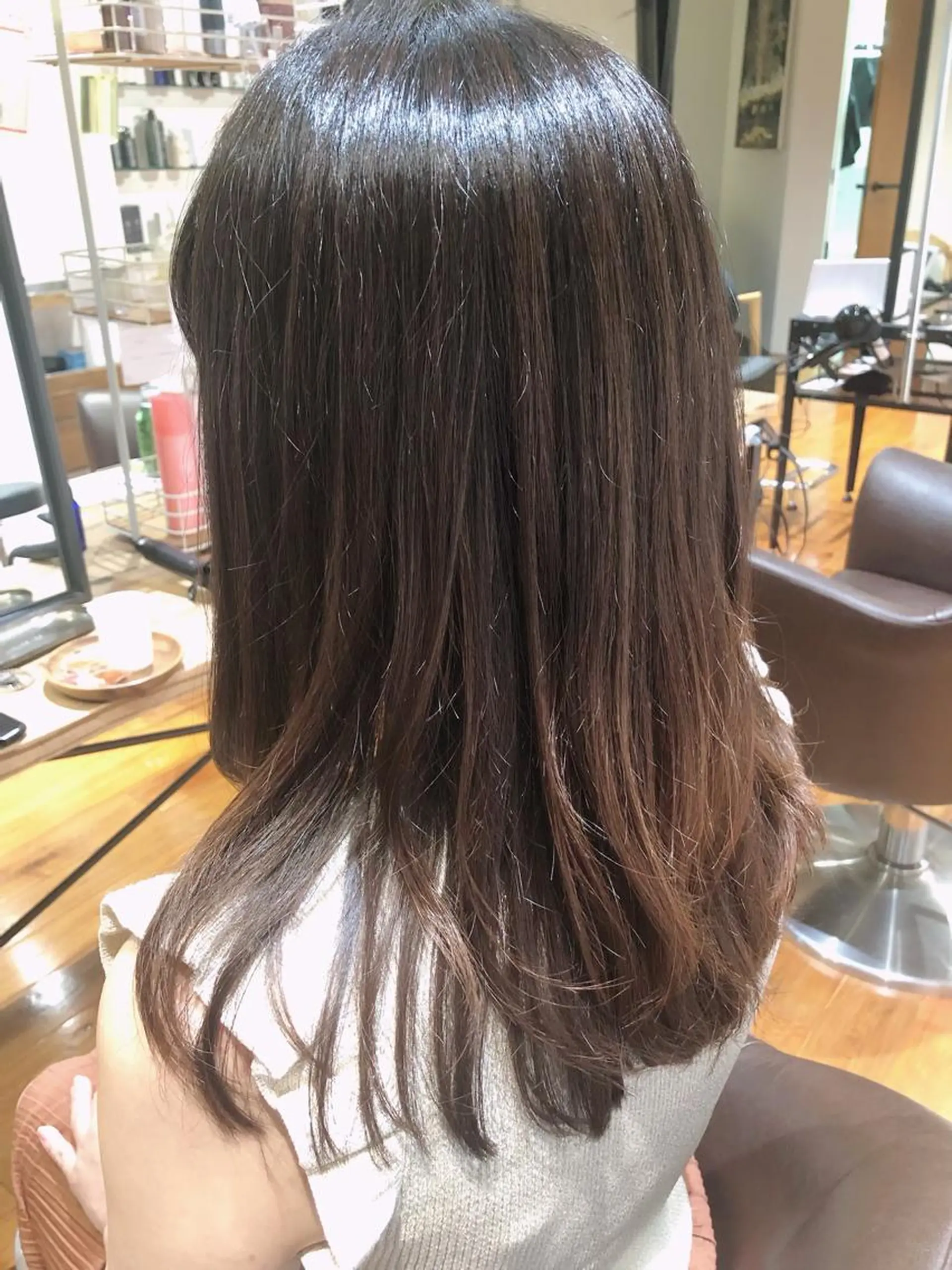セミロング 髪質改善HAIR RESORT MASSIVE横浜桜木町店所属・森野 桂のヘアスタイル