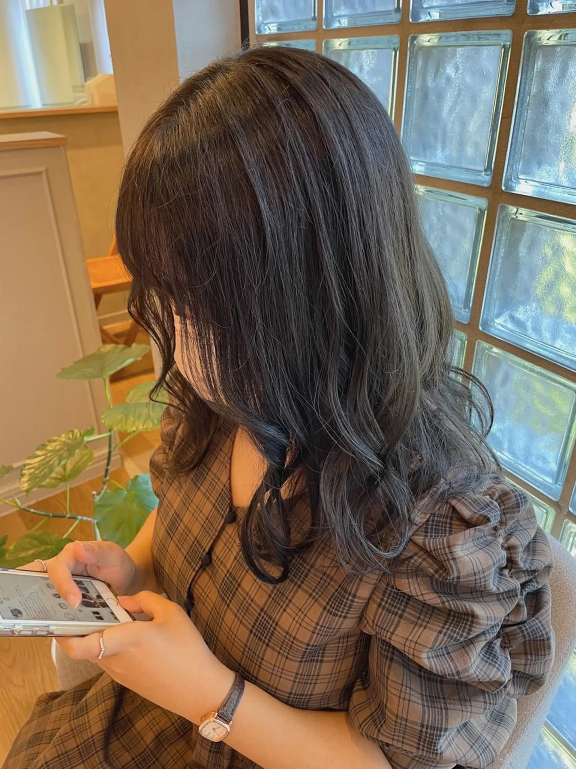 ミディアム カット ヘアカラー トリートメント Factory5【ファクトリーファイブ】所属・髪質改善お任せ ください♪ひとみのヘアスタイル