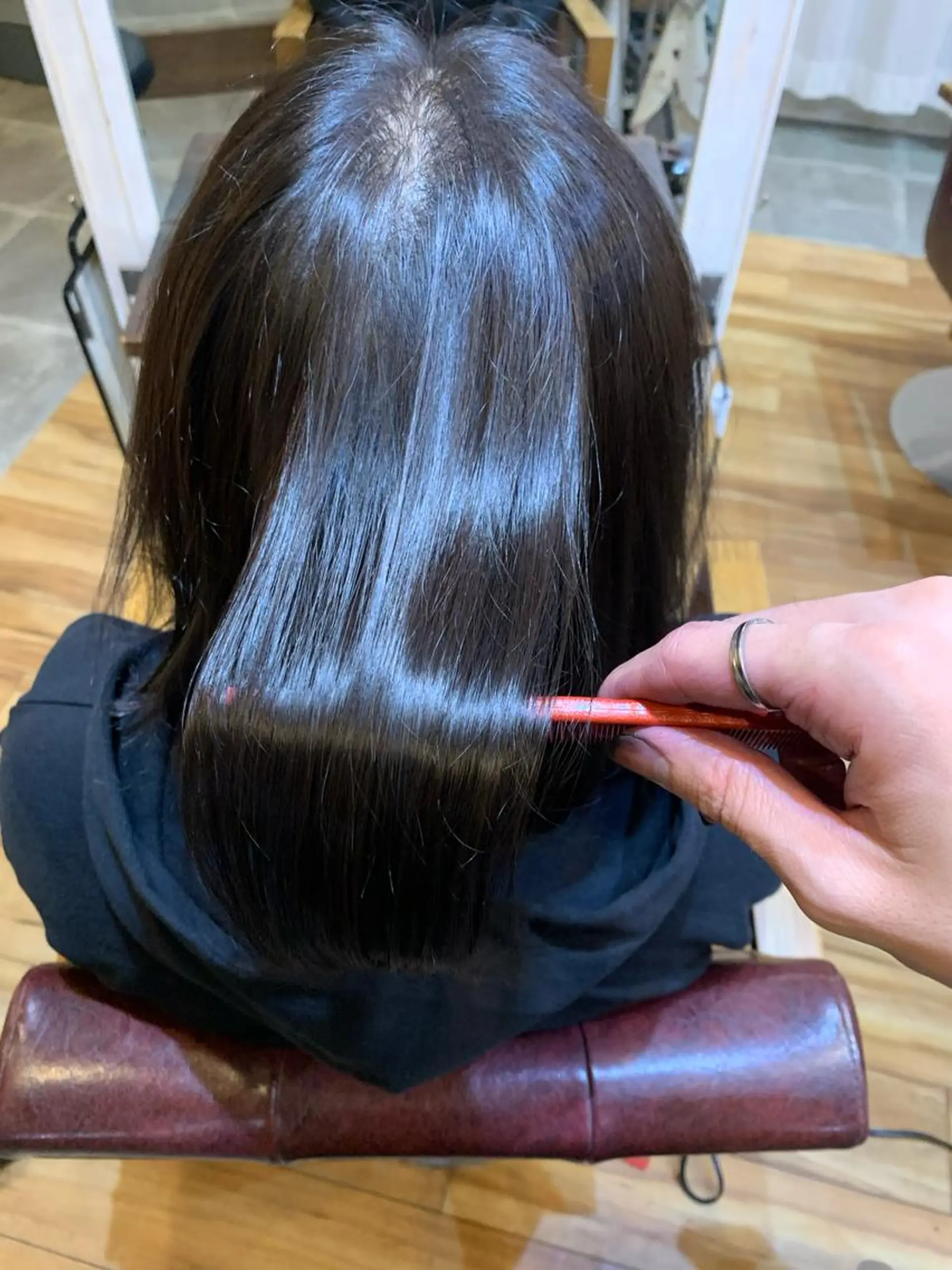 ミディアム 縮毛矯正 CECIL hair なんば店所属・メンズパーマ 艶髪☆店長☆有馬のヘアスタイル