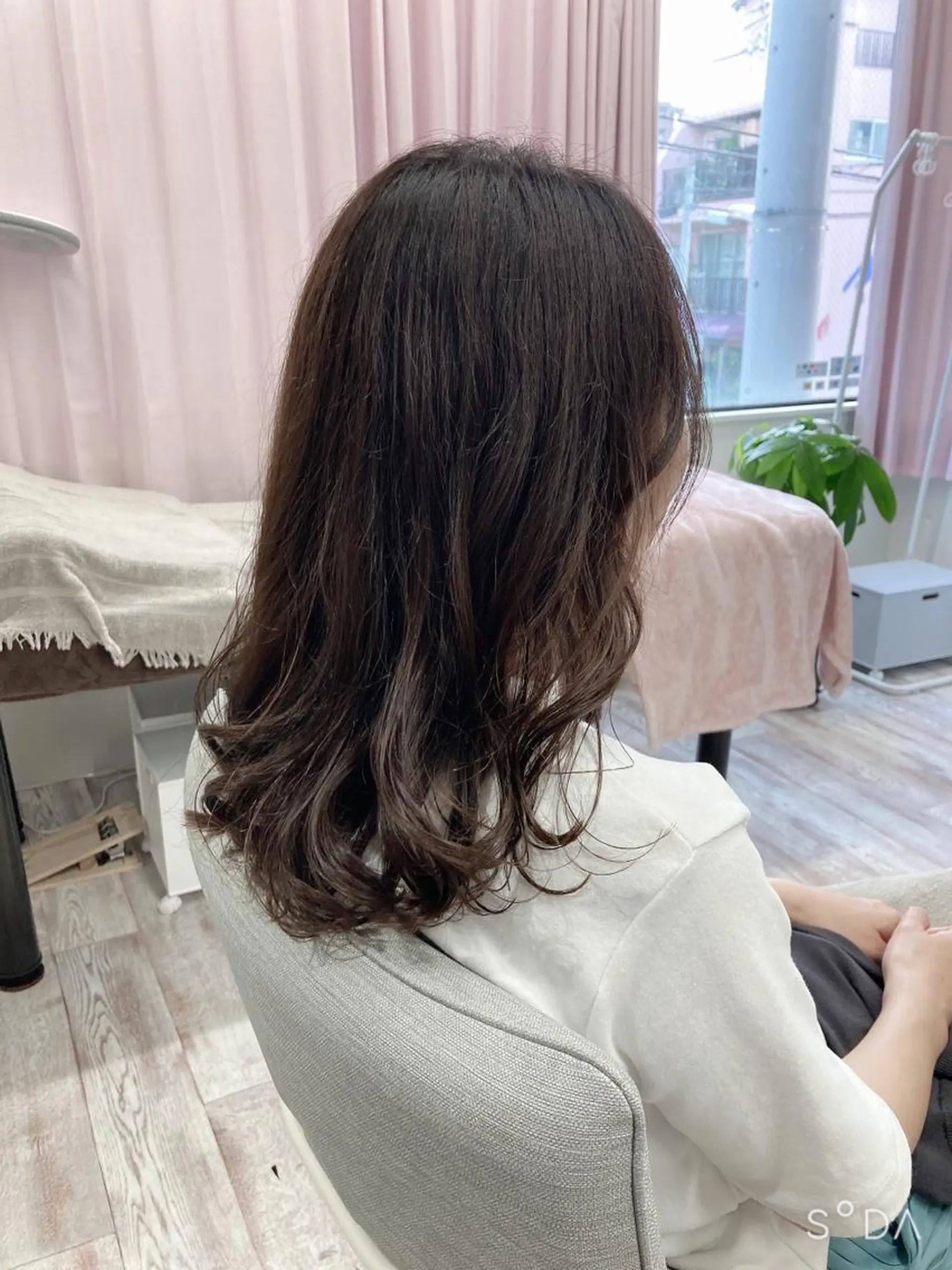 セミロング カット ヘアカラー ミルミー美容室所属・🦄💒💓齎藤 七海子🦄💒💓のマツエク・マツパデザイン