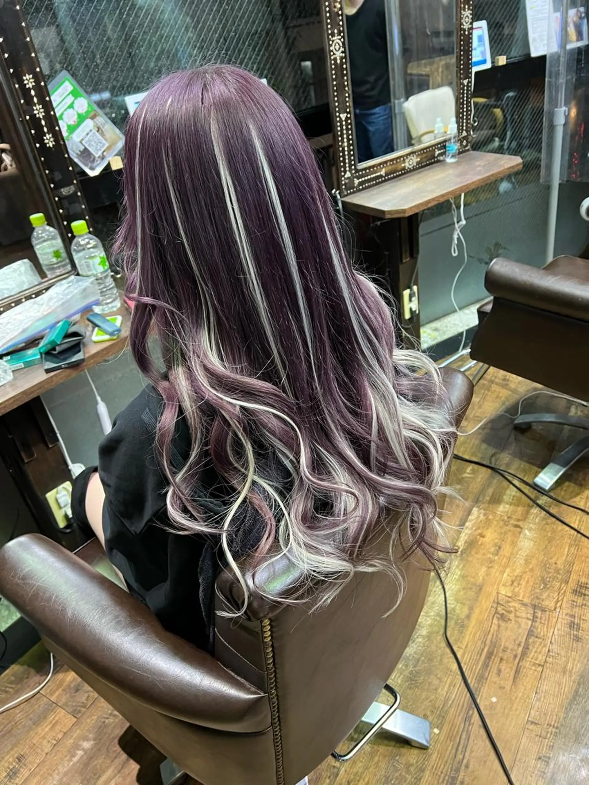 ロング カラー ハイライトカラー エクステ ハイライト ヘアカラー エクステ FERNA池袋所属・マンツーマン施術✂︎ 金田尚久🎨のヘアスタイル