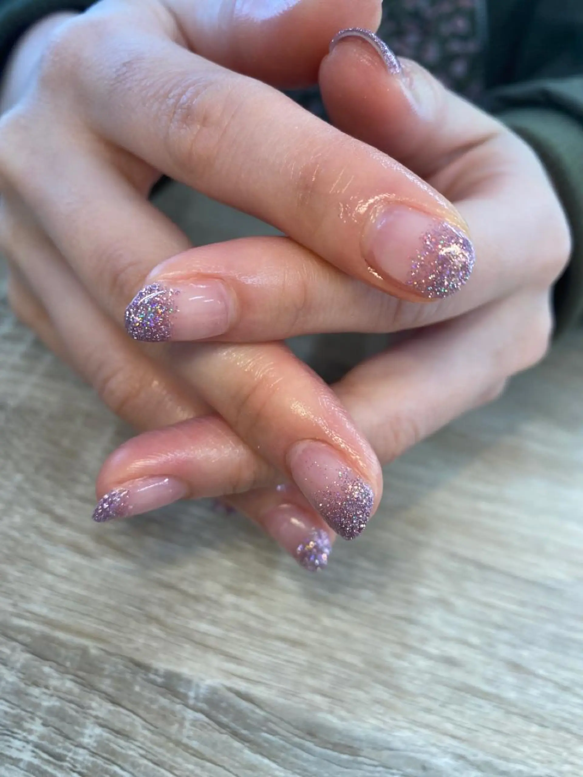 ネイル グラデーション ラメ(グリッター) ラメグラデーション ハンドネイル Beauty style +α所属・Memezawa Nanaのネイルデザイン