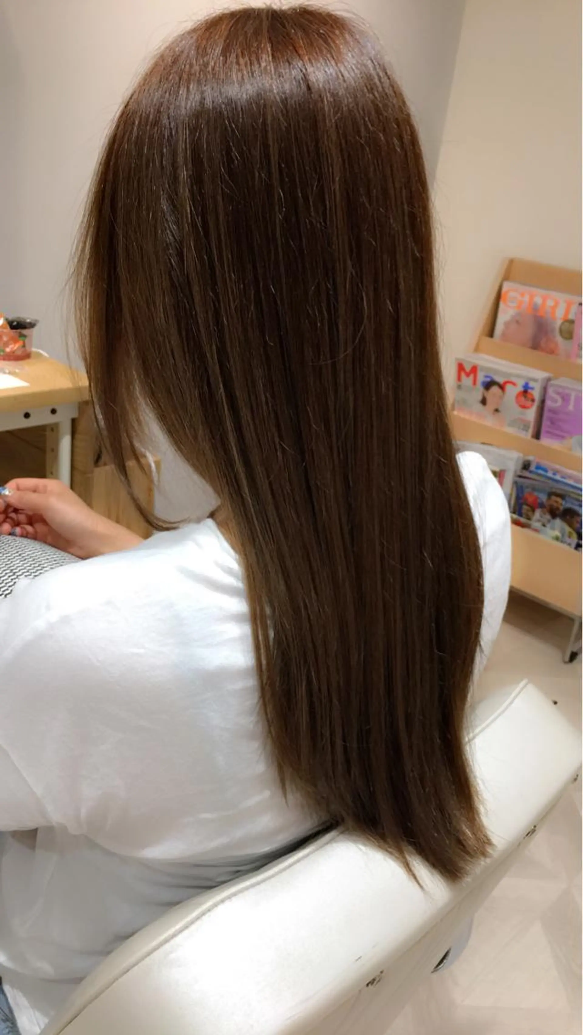 ロング カラー ベージュカラー 大石 祐那のヘアスタイル