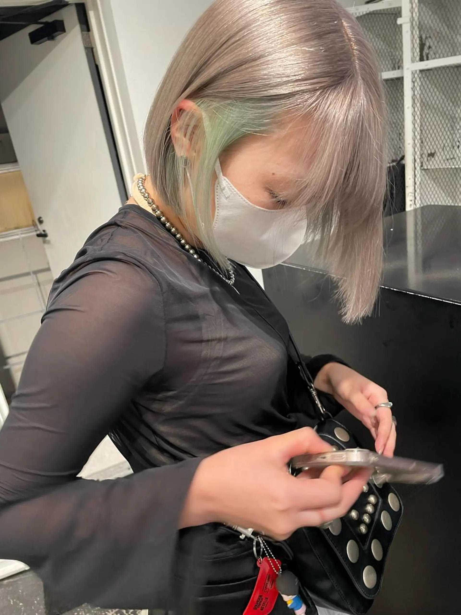 ショート カラー パーマ ヘアアレンジ メンズ キッズ ネイル マツエク・マツパ アイブロウ メンズブリーチ ブリーチ ミント ミントグリーン グリーン ヘアカラー トリートメント 艶ハイトーン/ヘア アレンジAYAKAのヘアスタイル