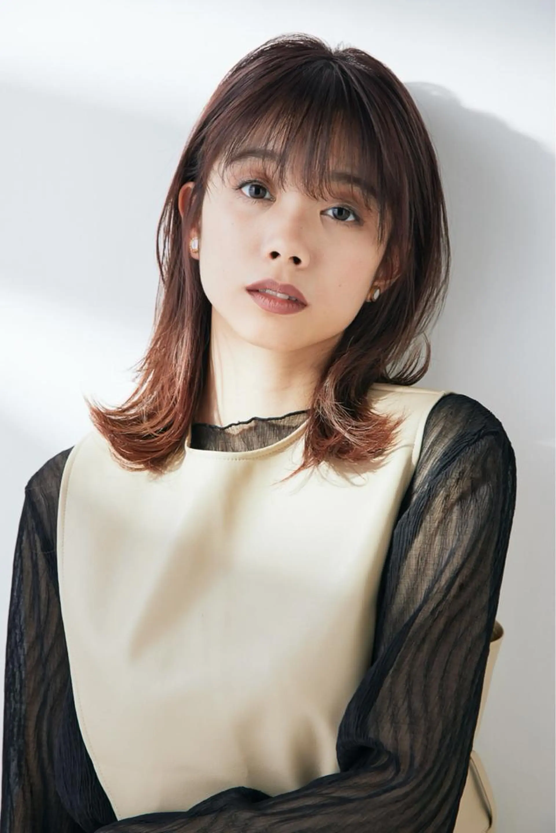 ミディアム カット 縮毛矯正 トリートメント 🎨インナーカラー が得意👍新垣⚜️のヘアスタイル