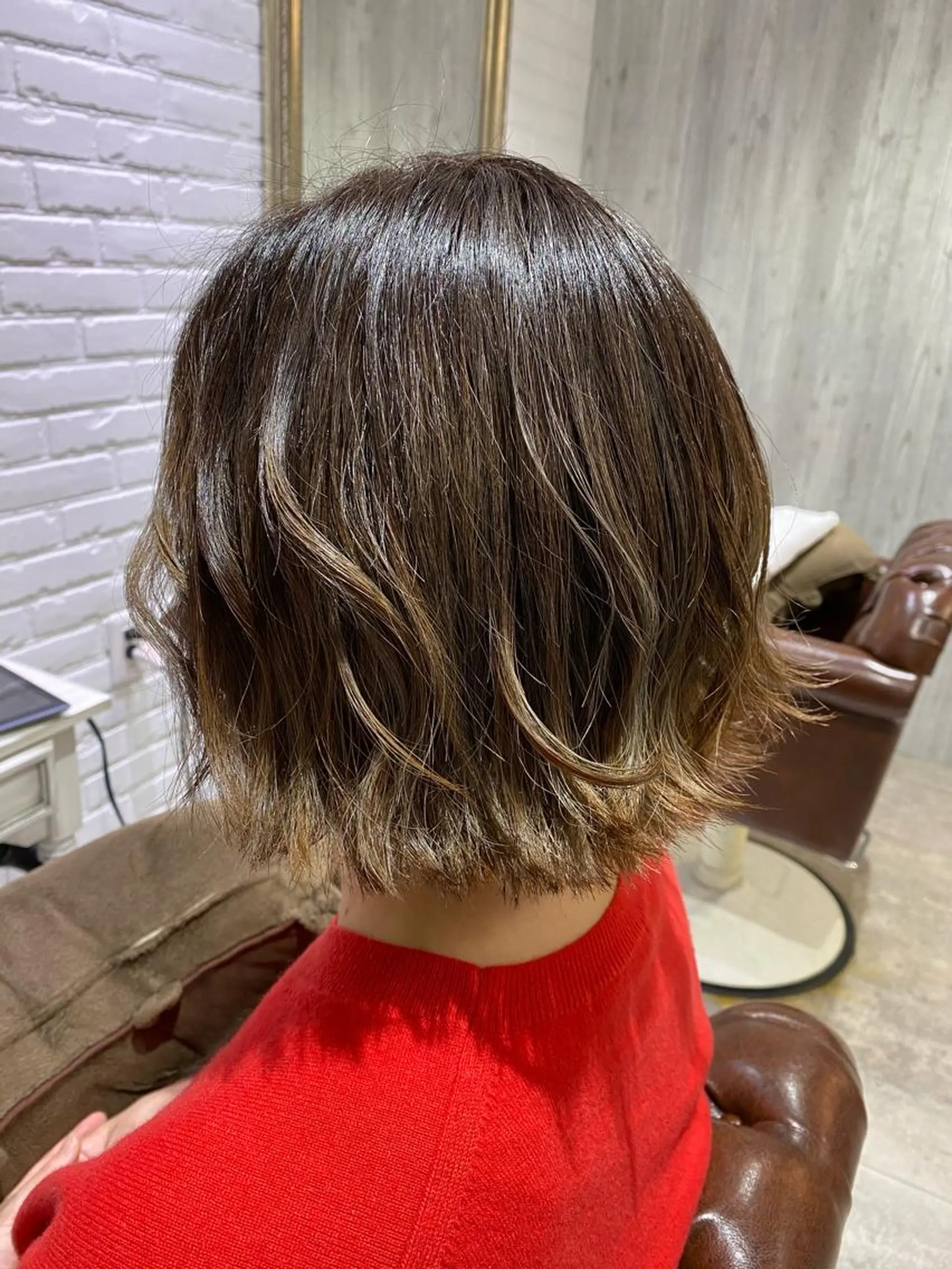ショート カラー ショートボブ バレイヤージュ グレージュ ボブ レイヤーカット カット ヘアカラー トリートメント Renatus店長 金子裕美のヘアスタイル
