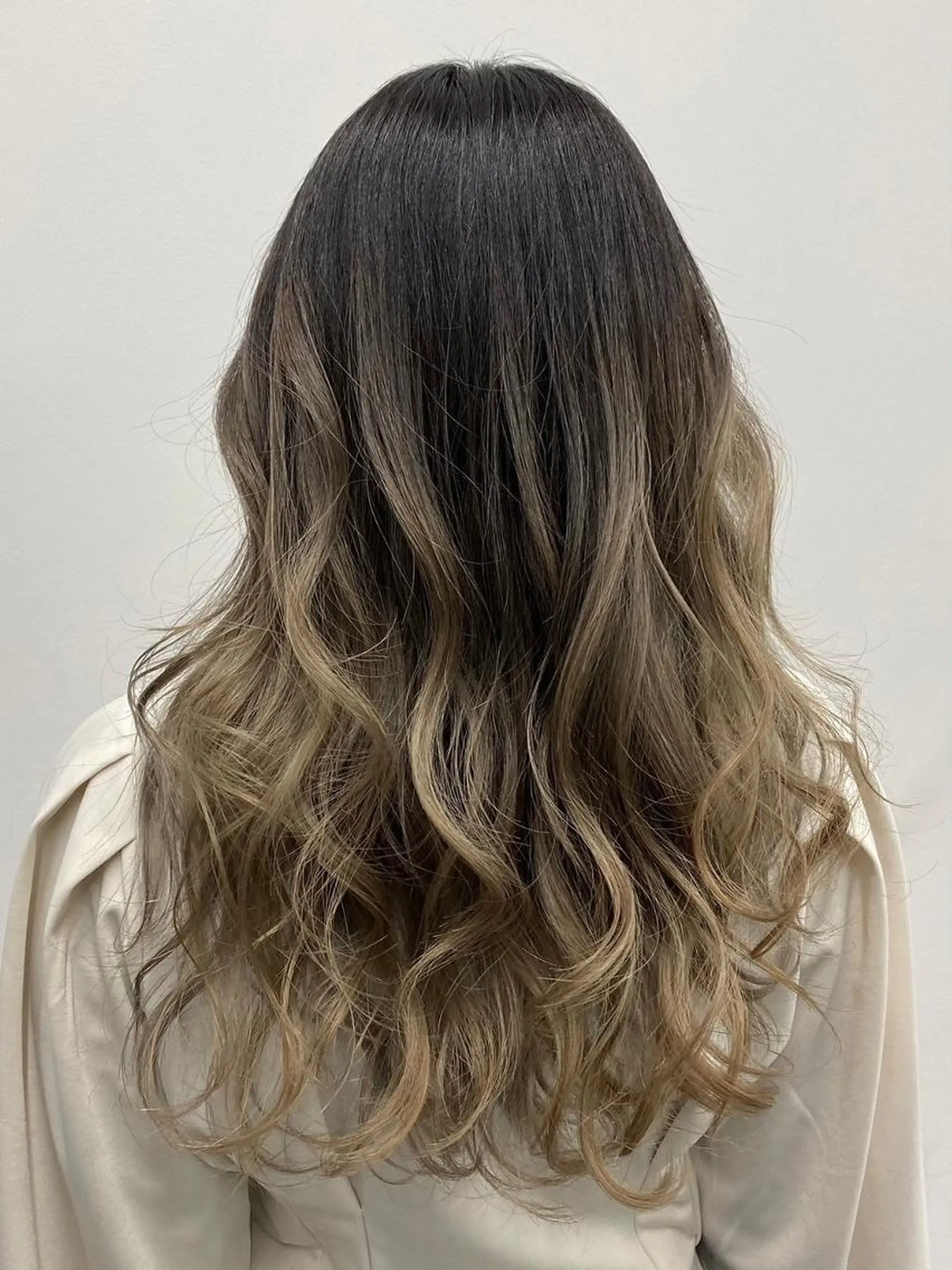 ミディアム 【公式】amble luxe池袋東口🩷のヘアスタイル