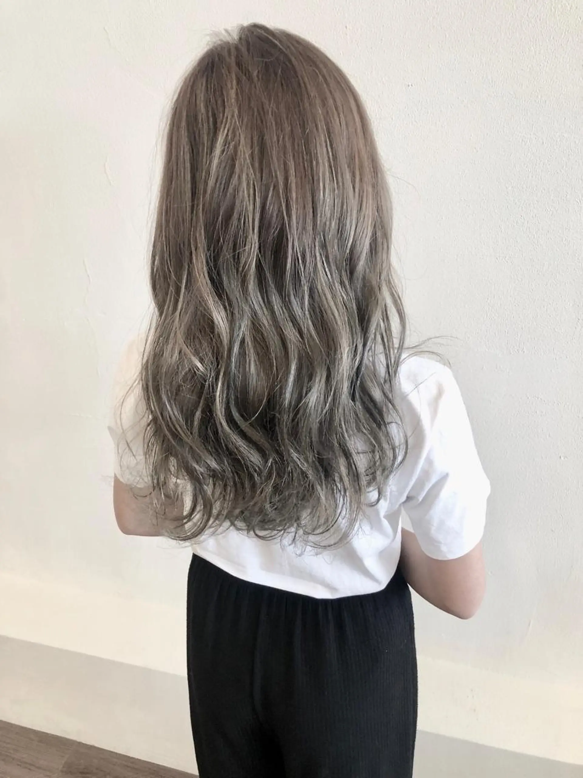 ロング ヘアカラー Hair make VERDA所属・宮下 耕平のヘアスタイル