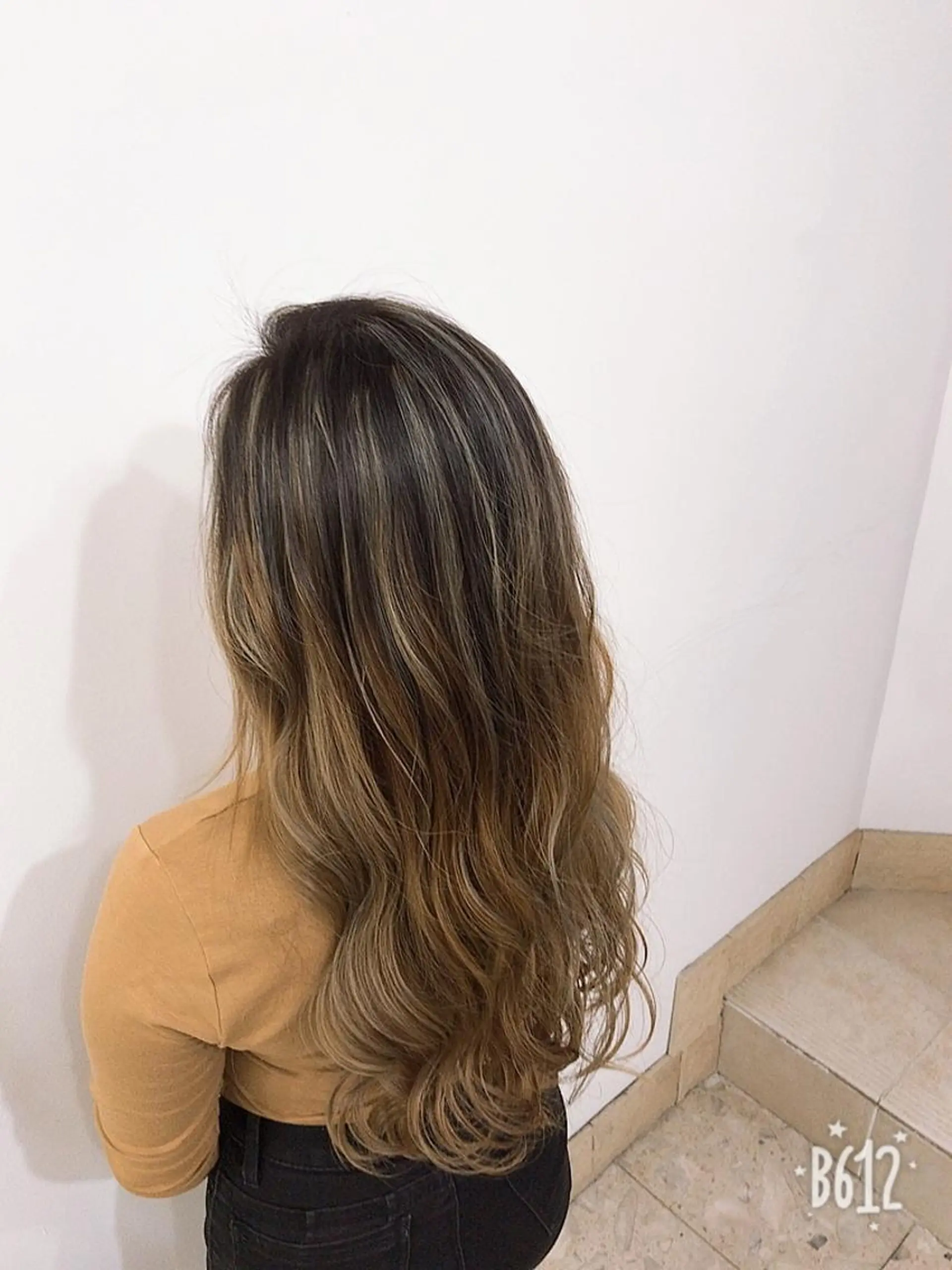 ロング カラー バレイヤージュ グラデーションカラー メッシュ レイヤーカット 相武台ショート特化 💐川崎希💐のヘアスタイル