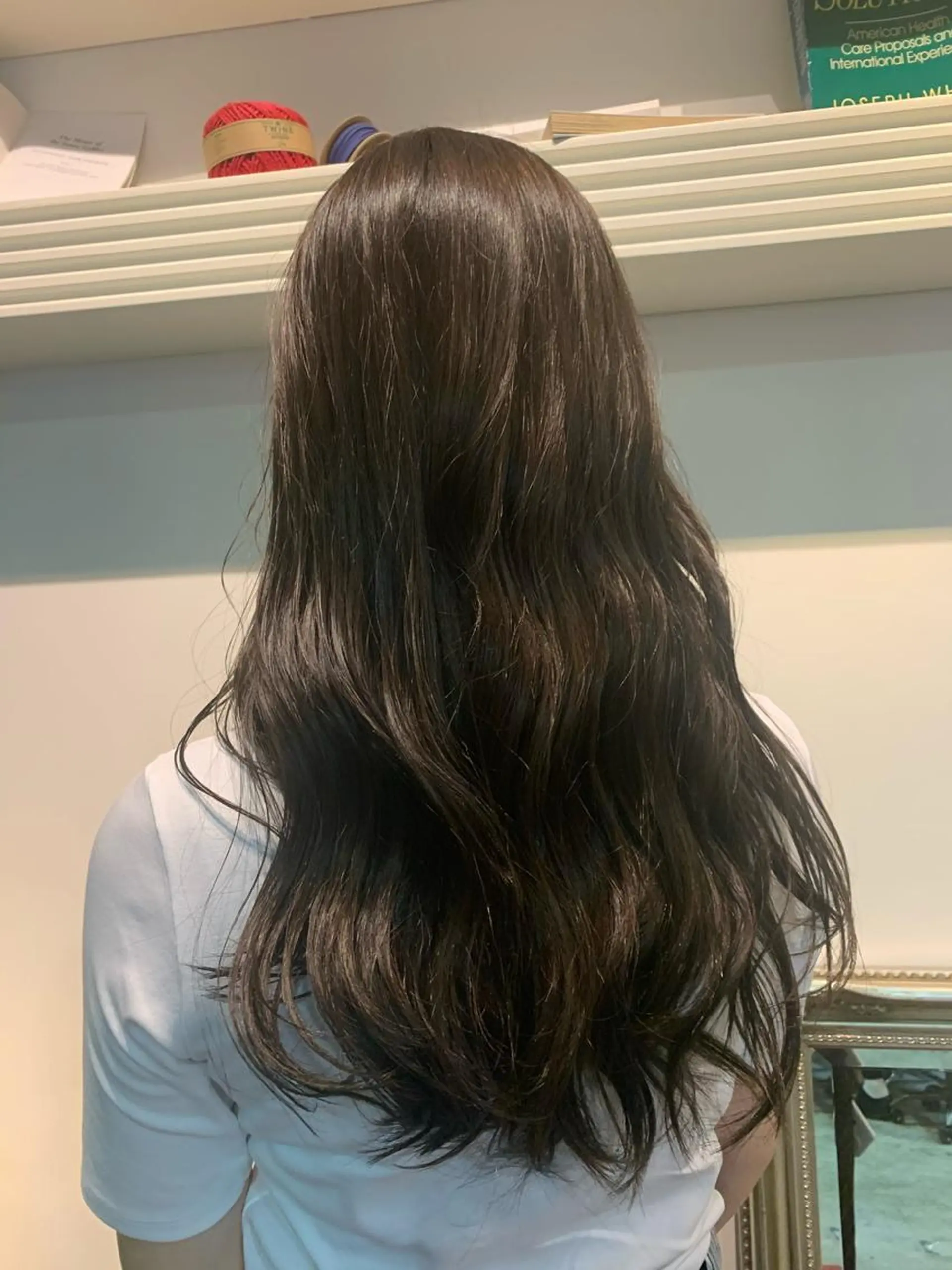 セミロング カット ヘアカラー トリートメント ヘッドスパ ヘアセット 山口 竣也のヘアスタイル