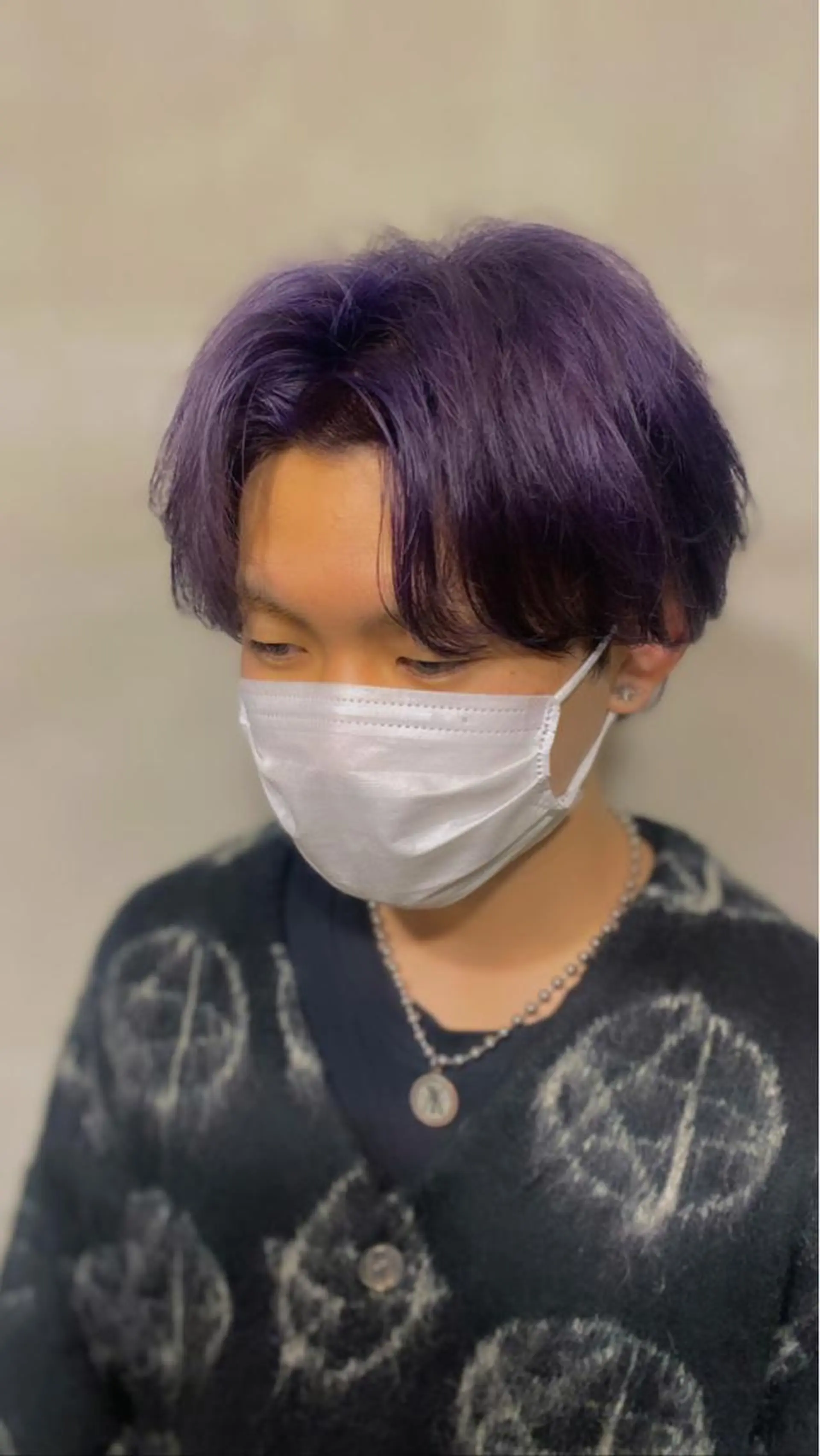 カラー メンズ バイオレットカラー そうや🐺ブリーチ/ デザインカラーのヘアスタイル