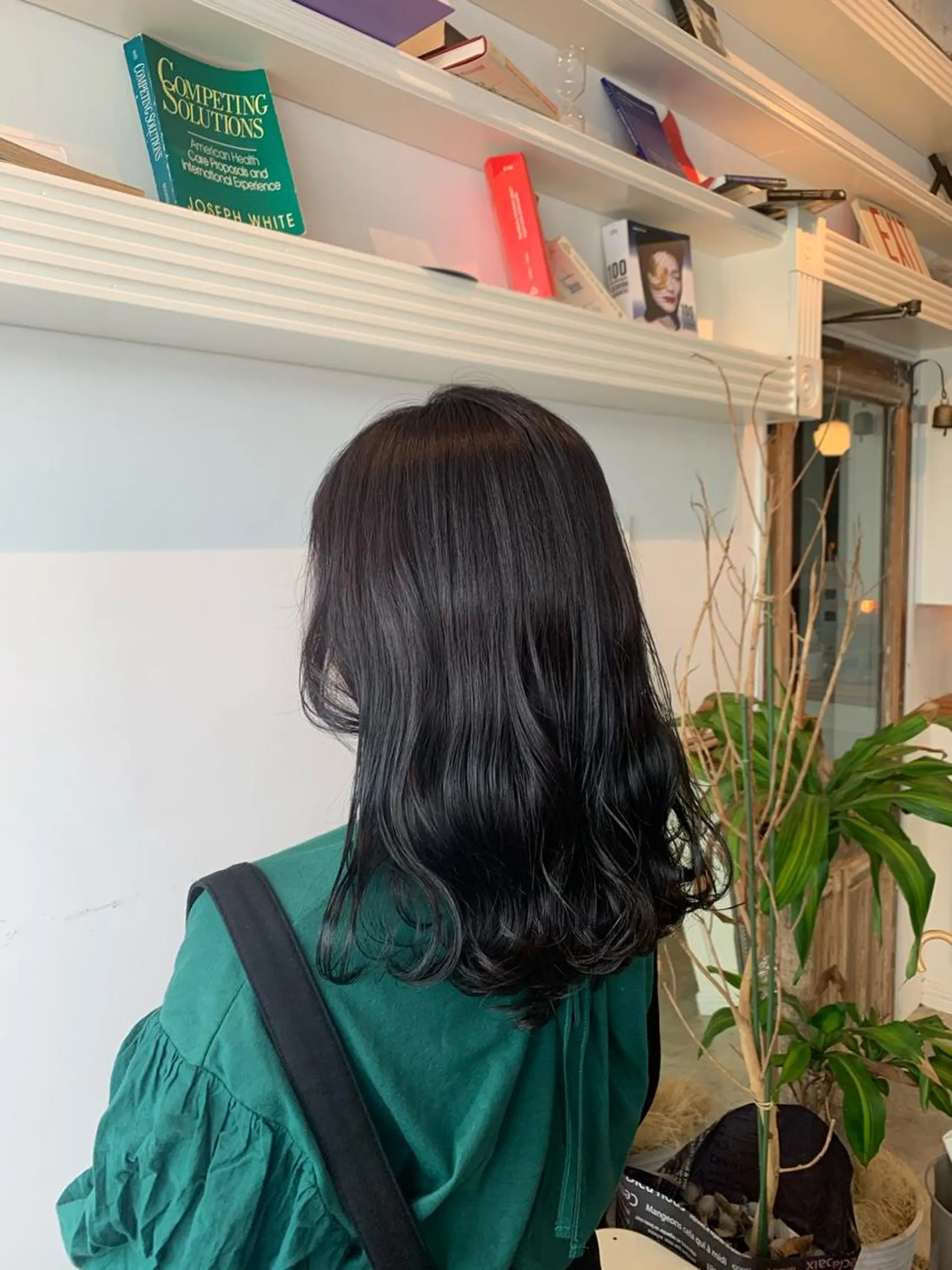 ミディアム カット ヘアカラー トリートメント ヘッドスパ ヘアセット 山口 竣也のヘアスタイル