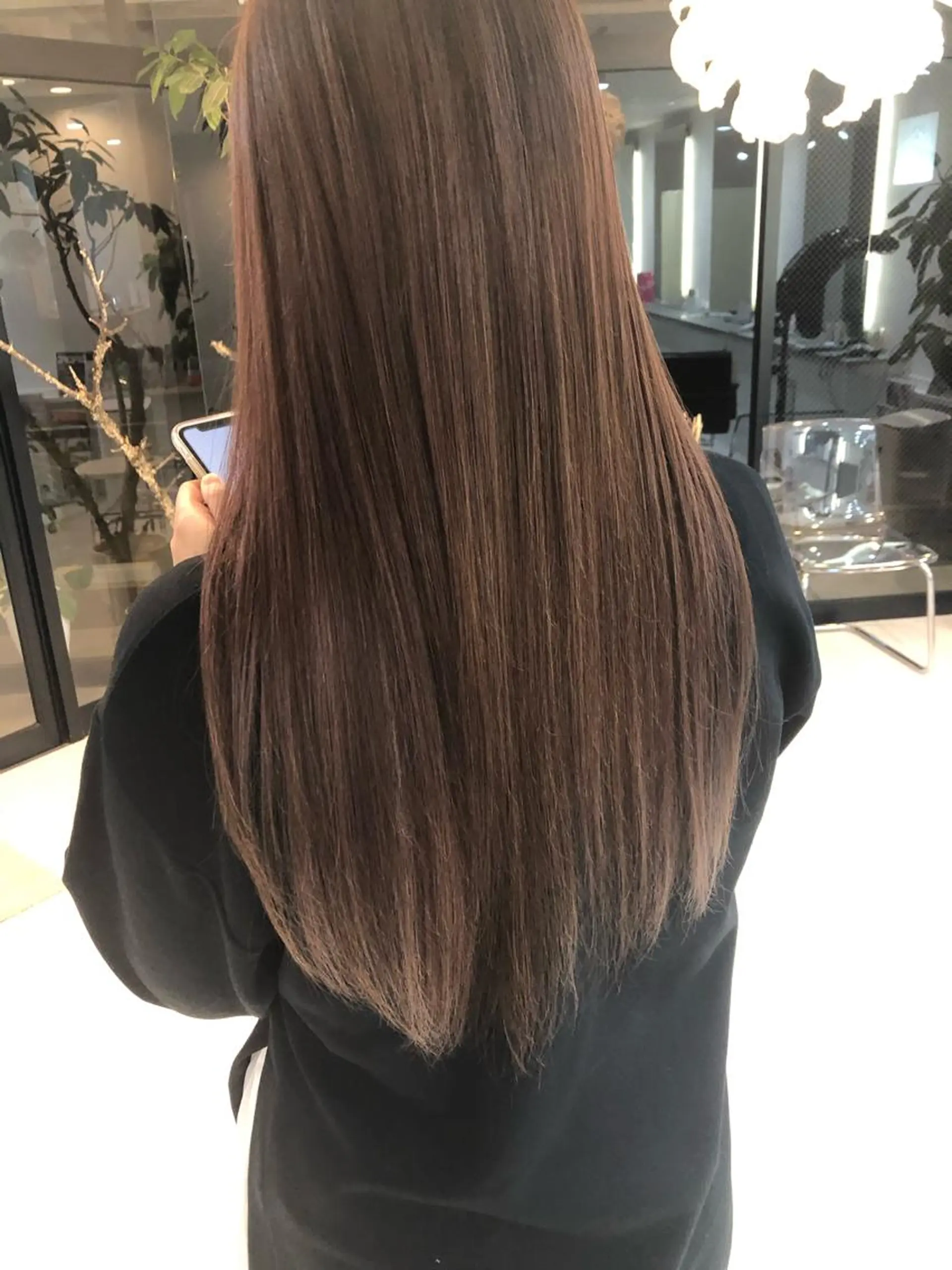 カドムラ モエのヘアスタイル