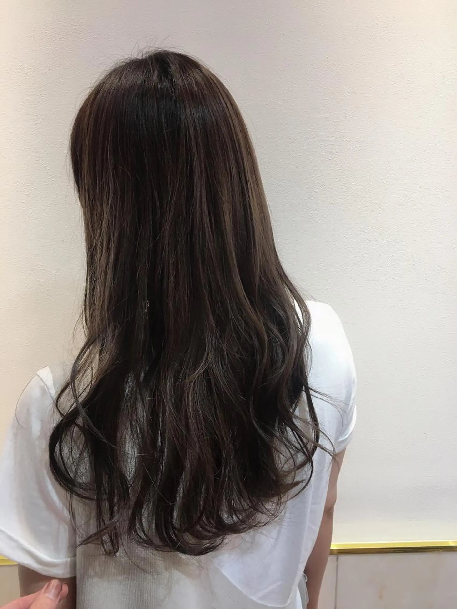 ロング ハイライト PRIMA所属・PRIMA 西宮北口店のヘアスタイル