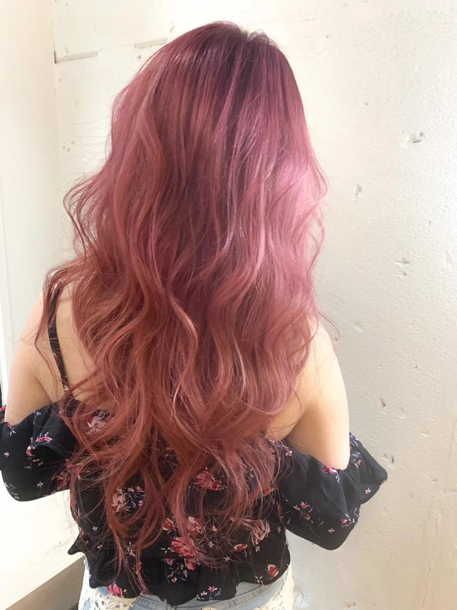 ロング ヘアカラー トリートメント HAIR WORKS HELM所属・ショート✨ボブ✨代表 新田見美仁のヘアスタイル