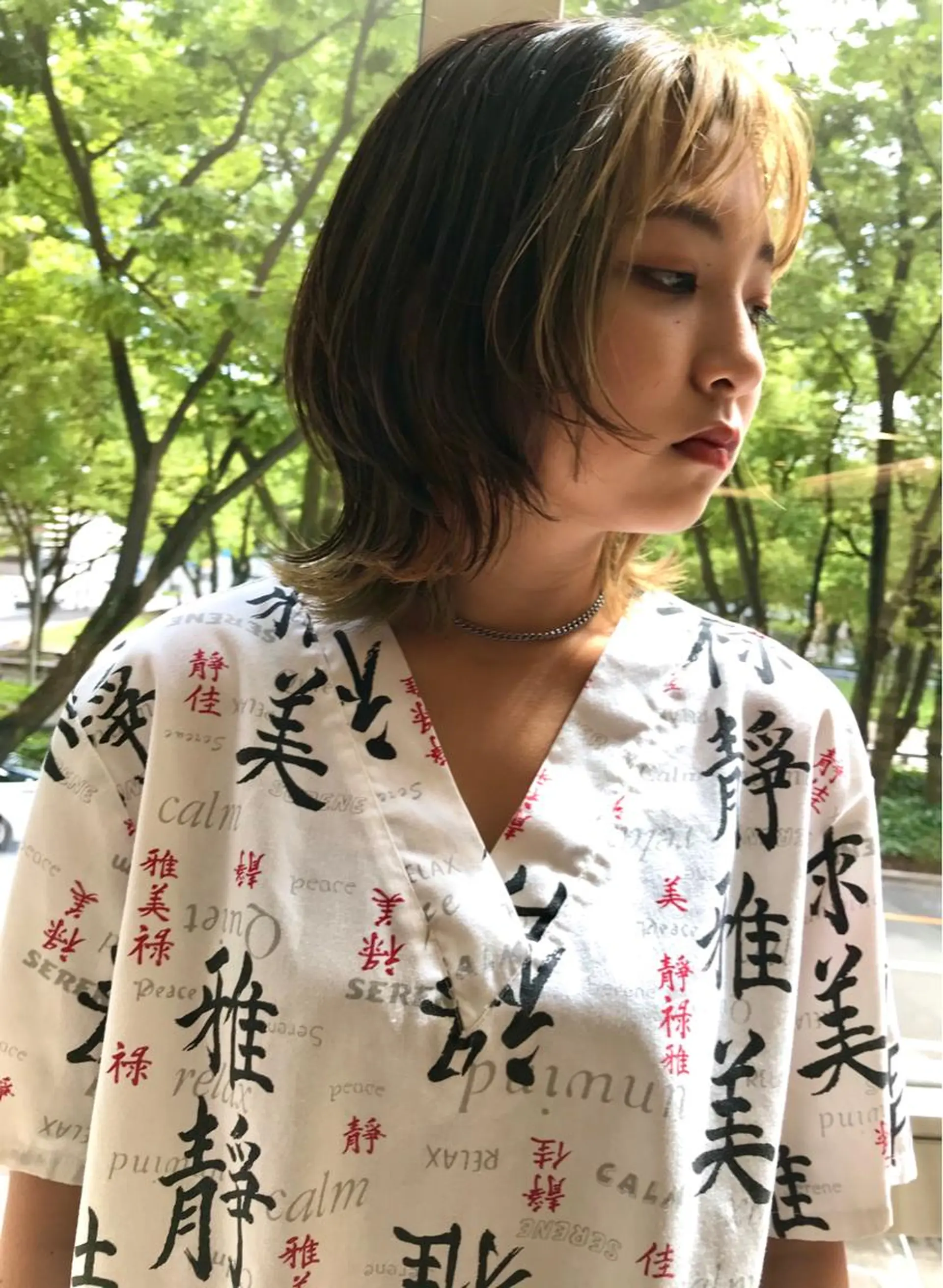 ミディアム ウルフカット ブリーチ/レイヤー 🌻Mutsumiのヘアスタイル