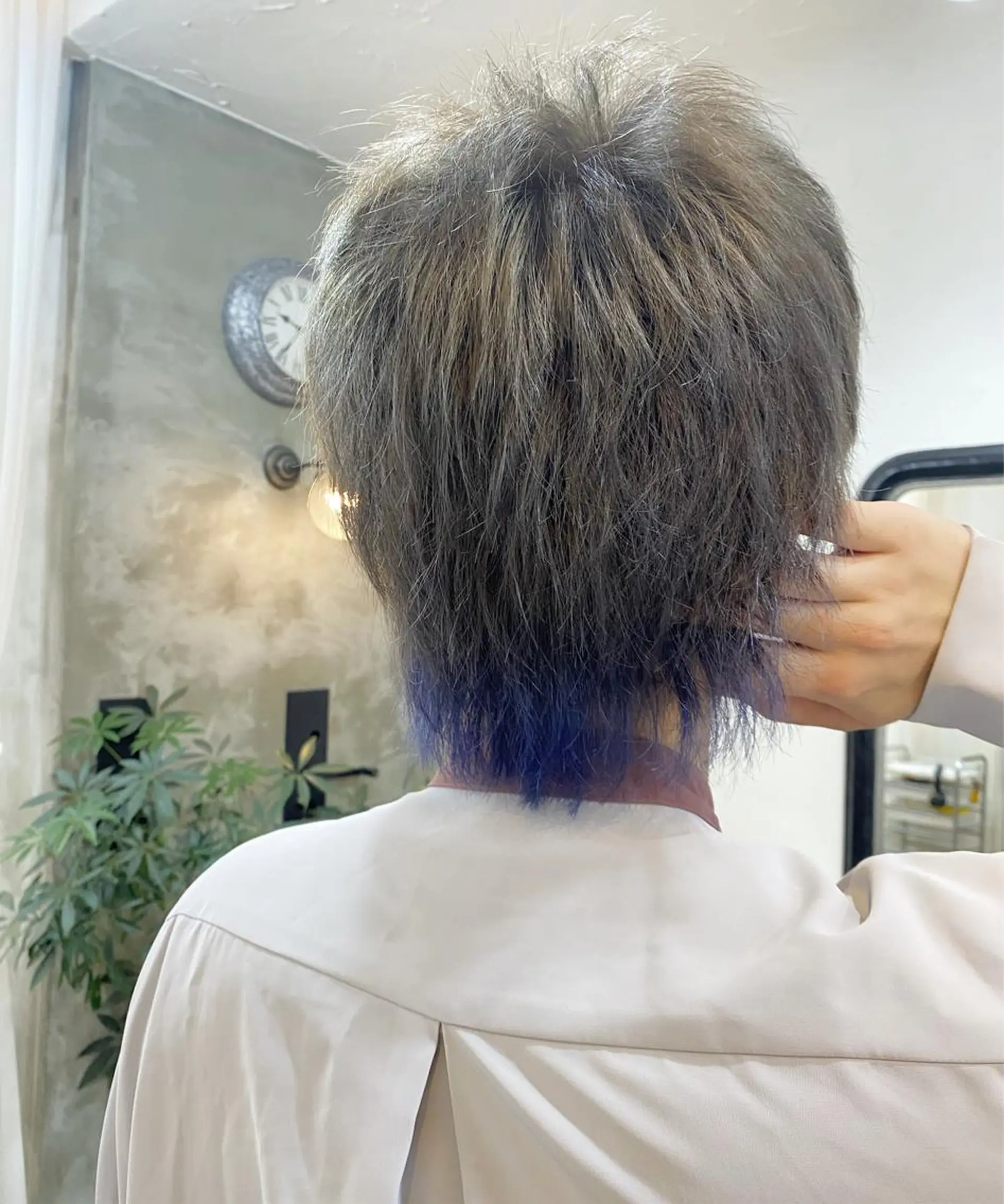 ショート カラー メンズ メンズブリーチ ブリーチ eTONe所属・志賀 あずみのヘアスタイル