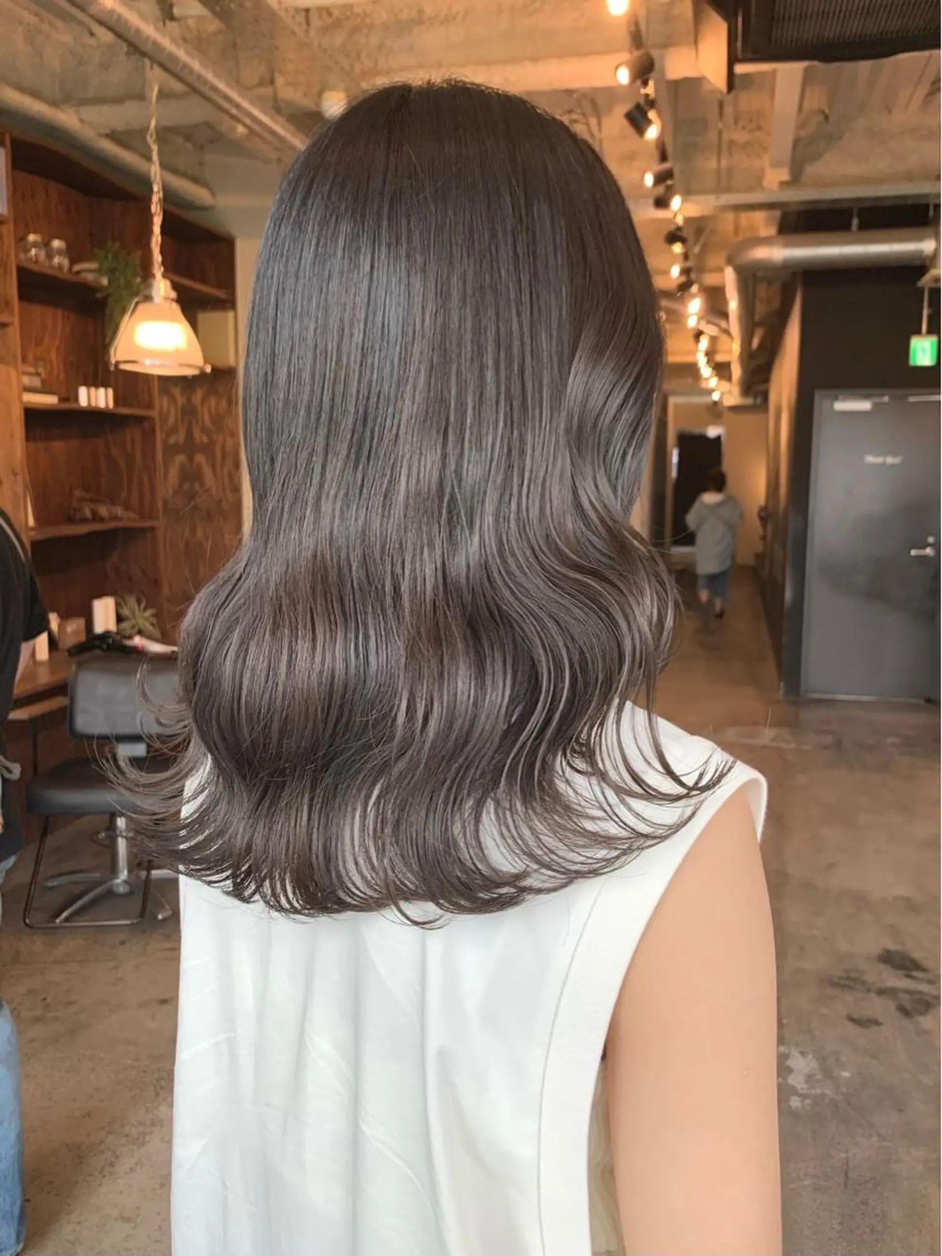 セミロング カラー カット ヘアカラー トリートメント 村田 来倖のヘアスタイル