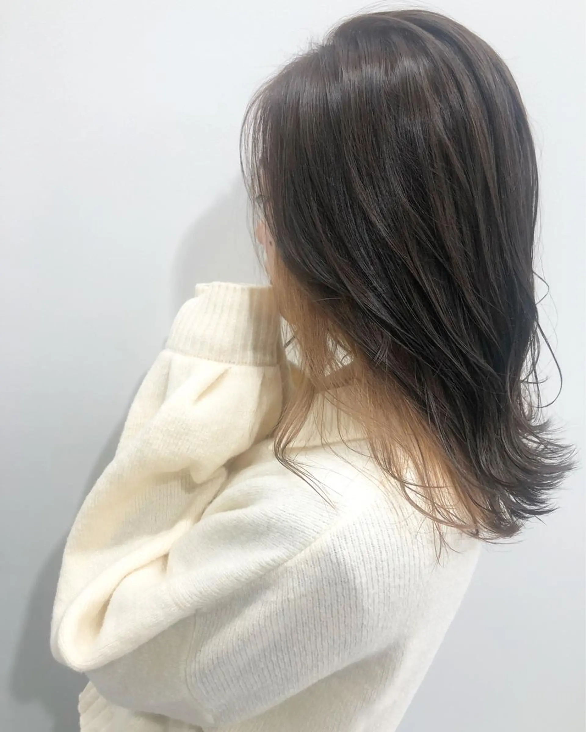 ミディアム カラー インナーカラー 宮本 円のヘアスタイル