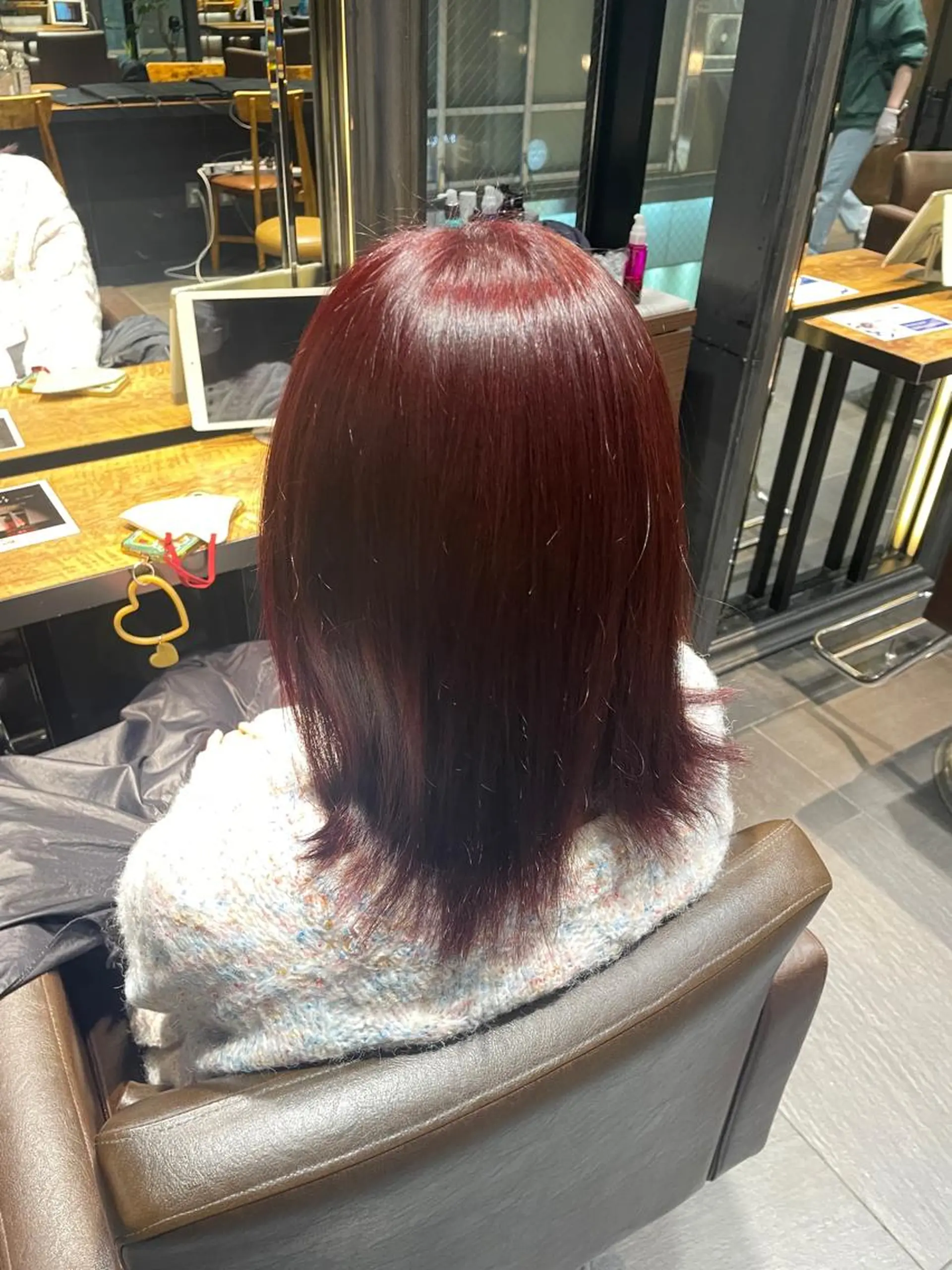 ミディアム カラー カット ヘアカラー ブリーチ＆縮毛矯正 🧸tomoki🧸のヘアスタイル