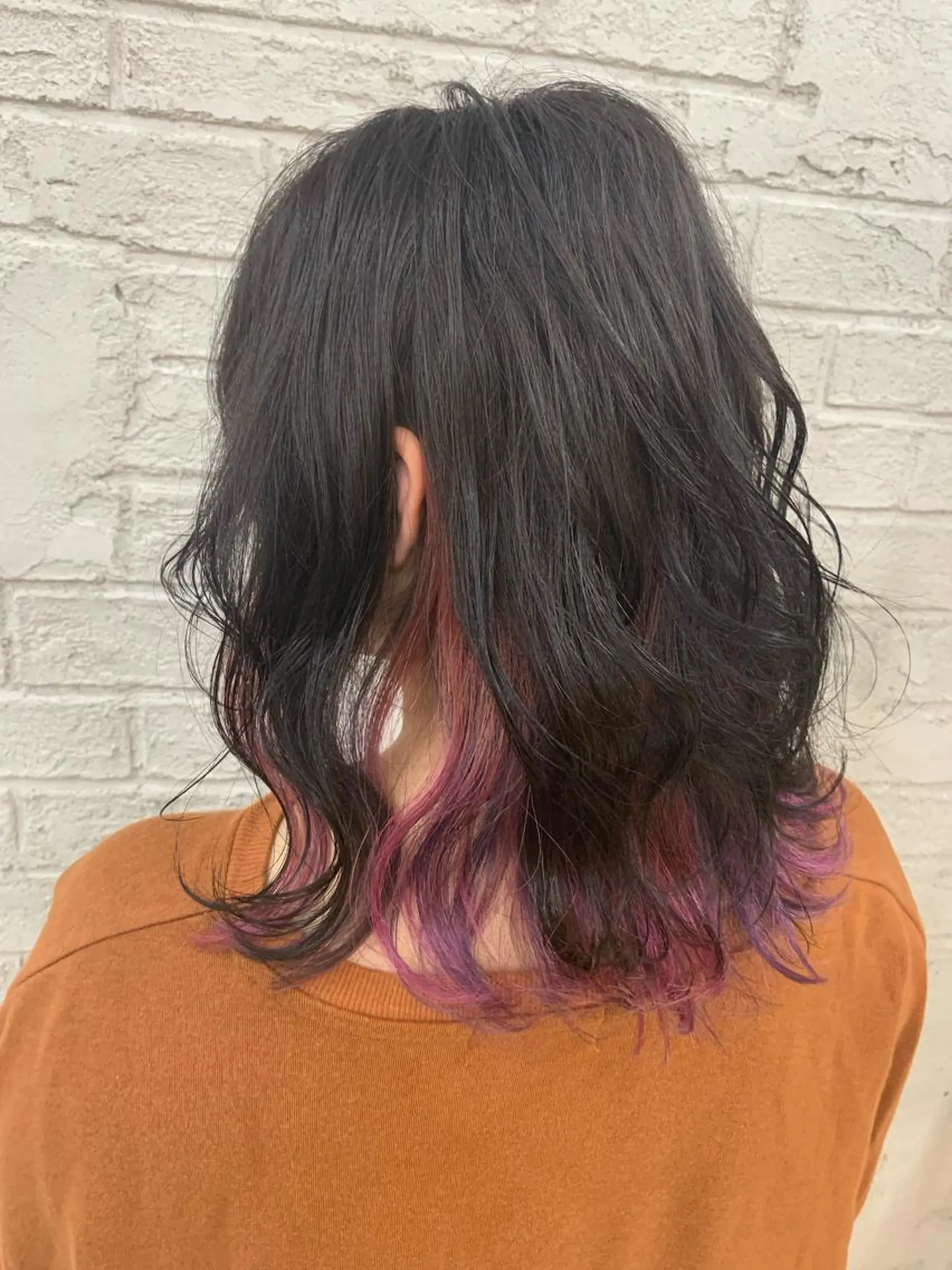 セミロング パープルカラー 🇺🇸ハイライト特 化美容師🇺🇸漆沢のヘアスタイル