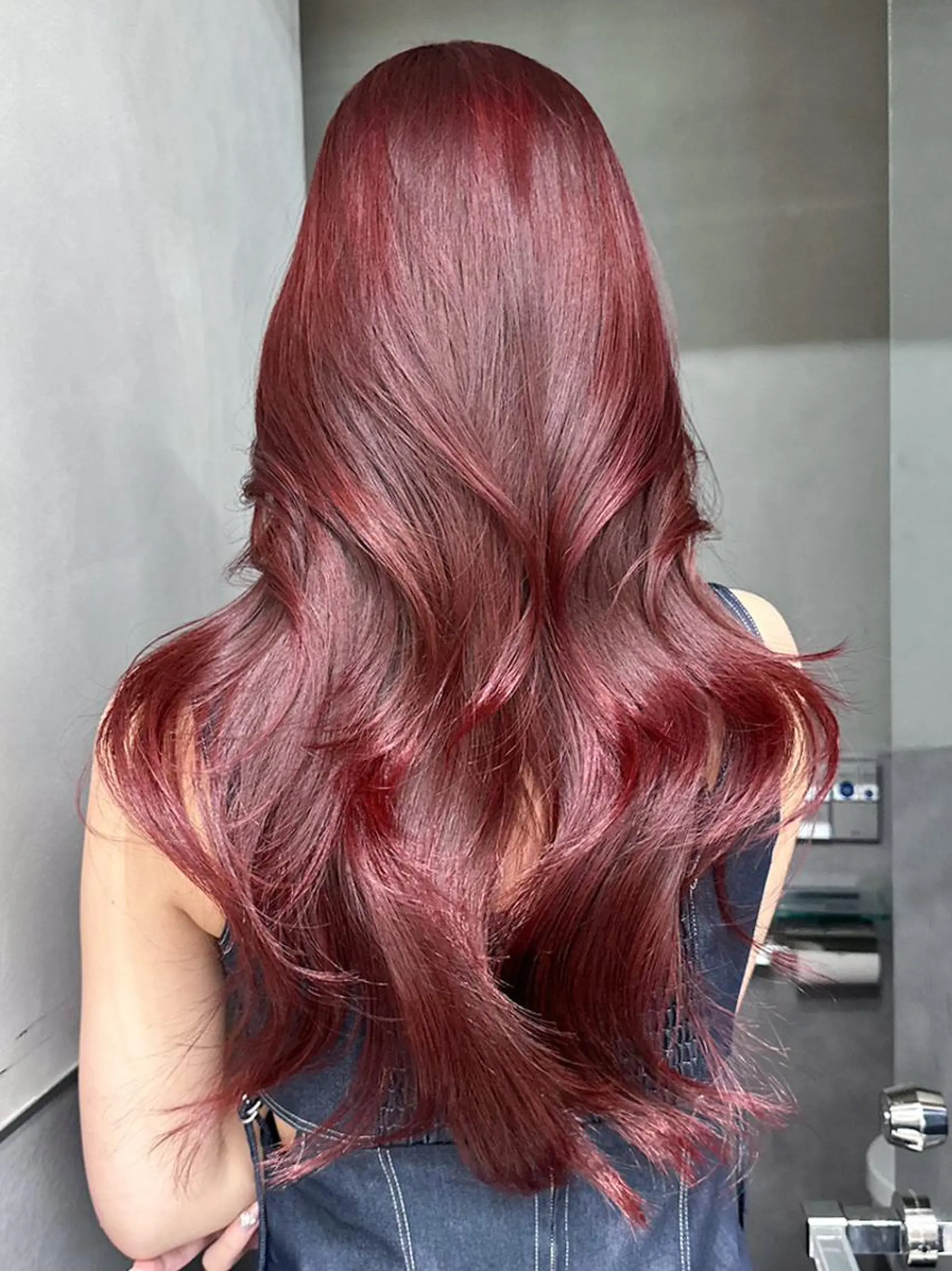カラー セミロング レッドカラー カット ヘアカラー トリートメント ITbyALBUM 中野店のヘアスタイル
