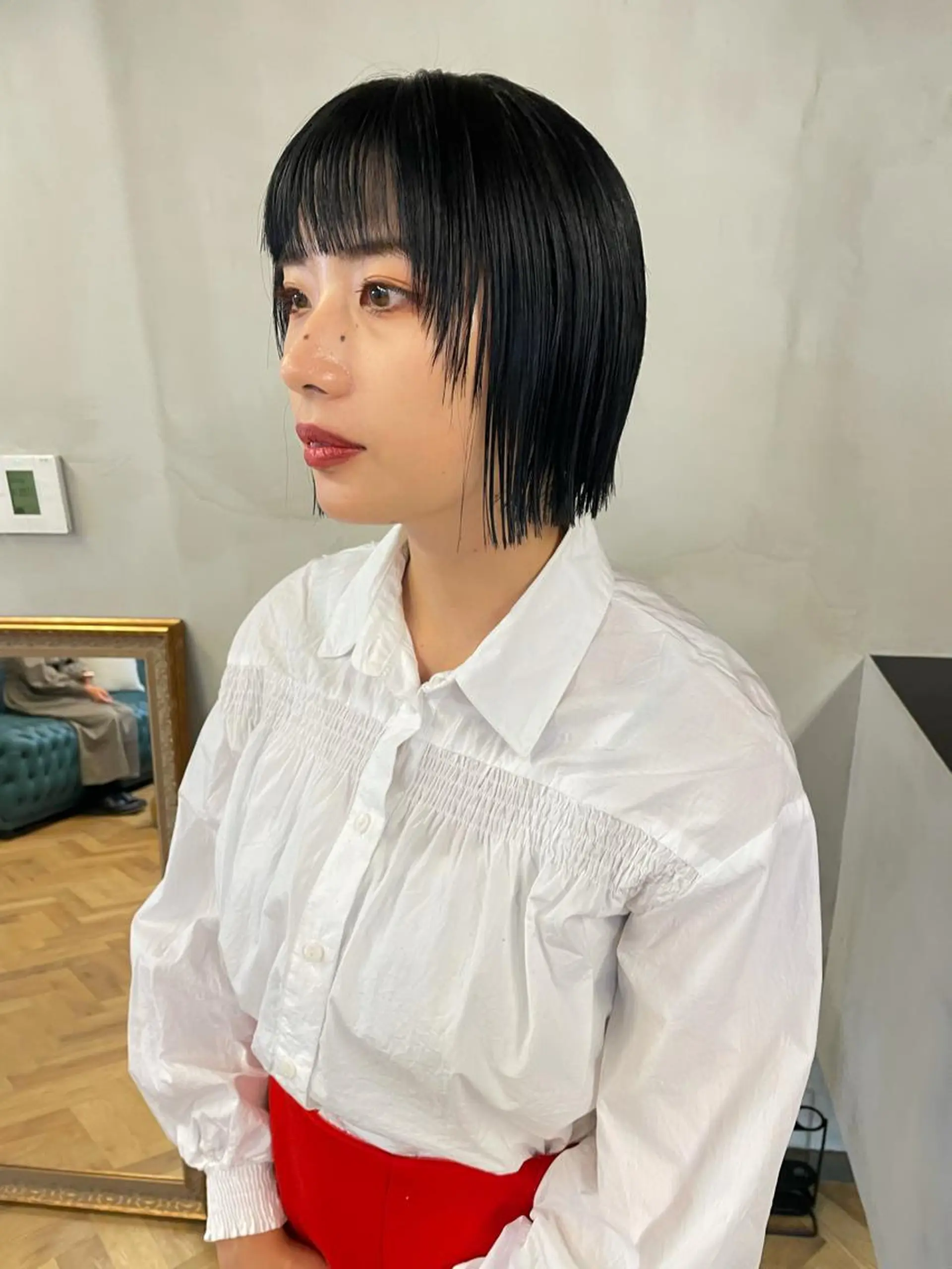 ミディアム カラー パーマ ヘアアレンジ メンズ キッズ ネイル マツエク・マツパ 黒髪 ネイビーカラー ネイビー カット ヘアカラー トリートメント tatsumi/ボブ ウルフ/レイヤーのヘアスタイル