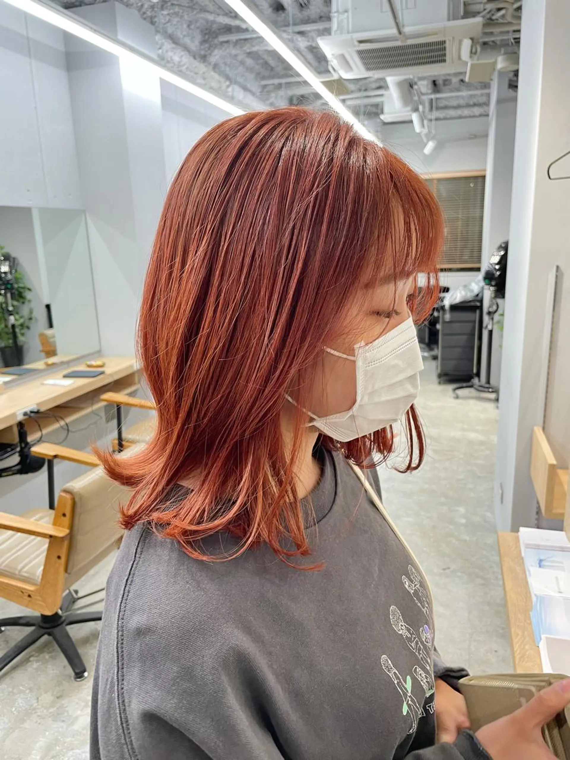 ミディアム ヘアカラー SAEKI【ior 】北千住店ブリーチのヘアスタイル