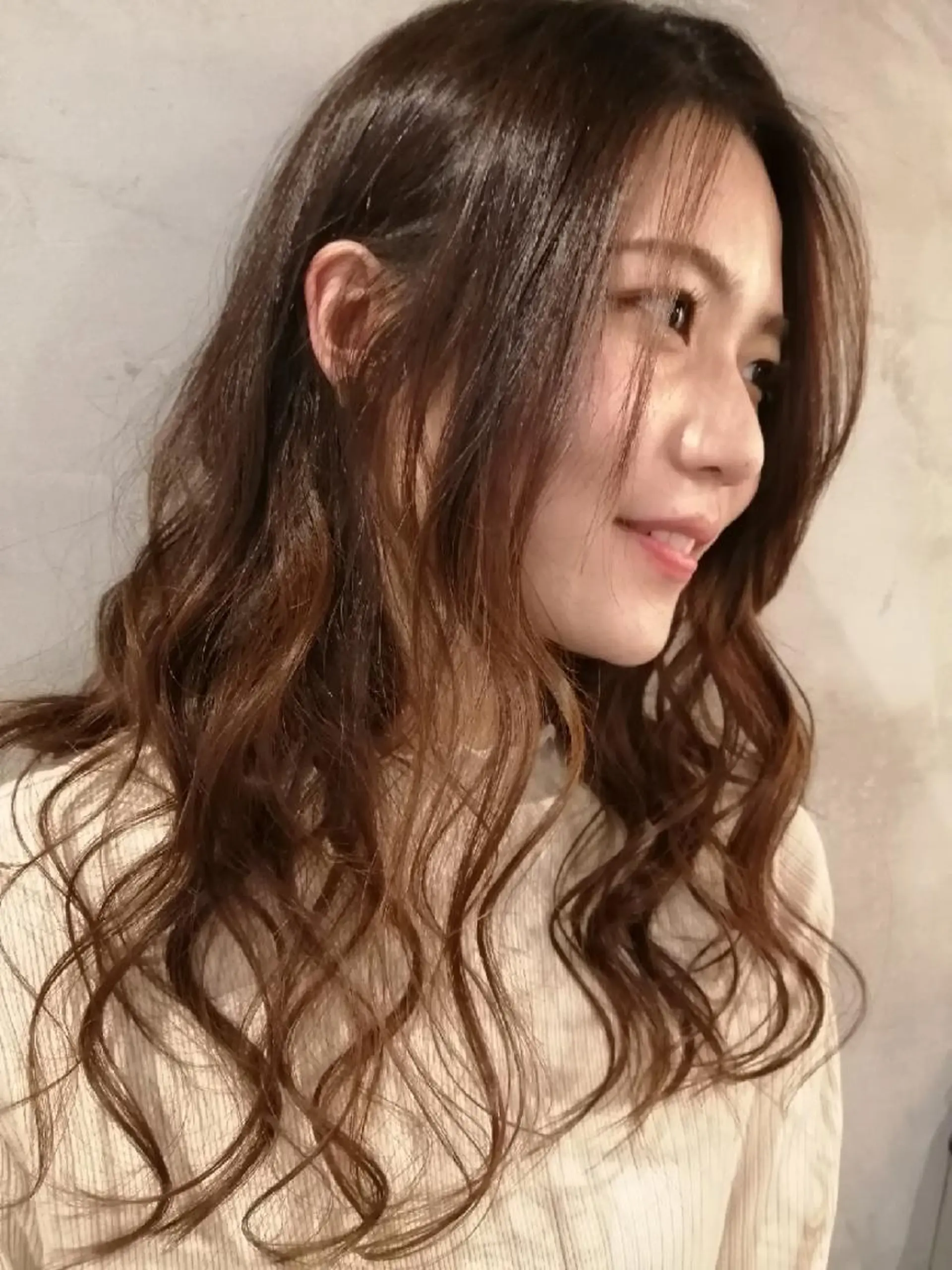 ロング カラー グラデーションカラー grow上野御徒町【グロウ】所属・ブリーチ・ハイトーン 特化🎉内山のヘアスタイル