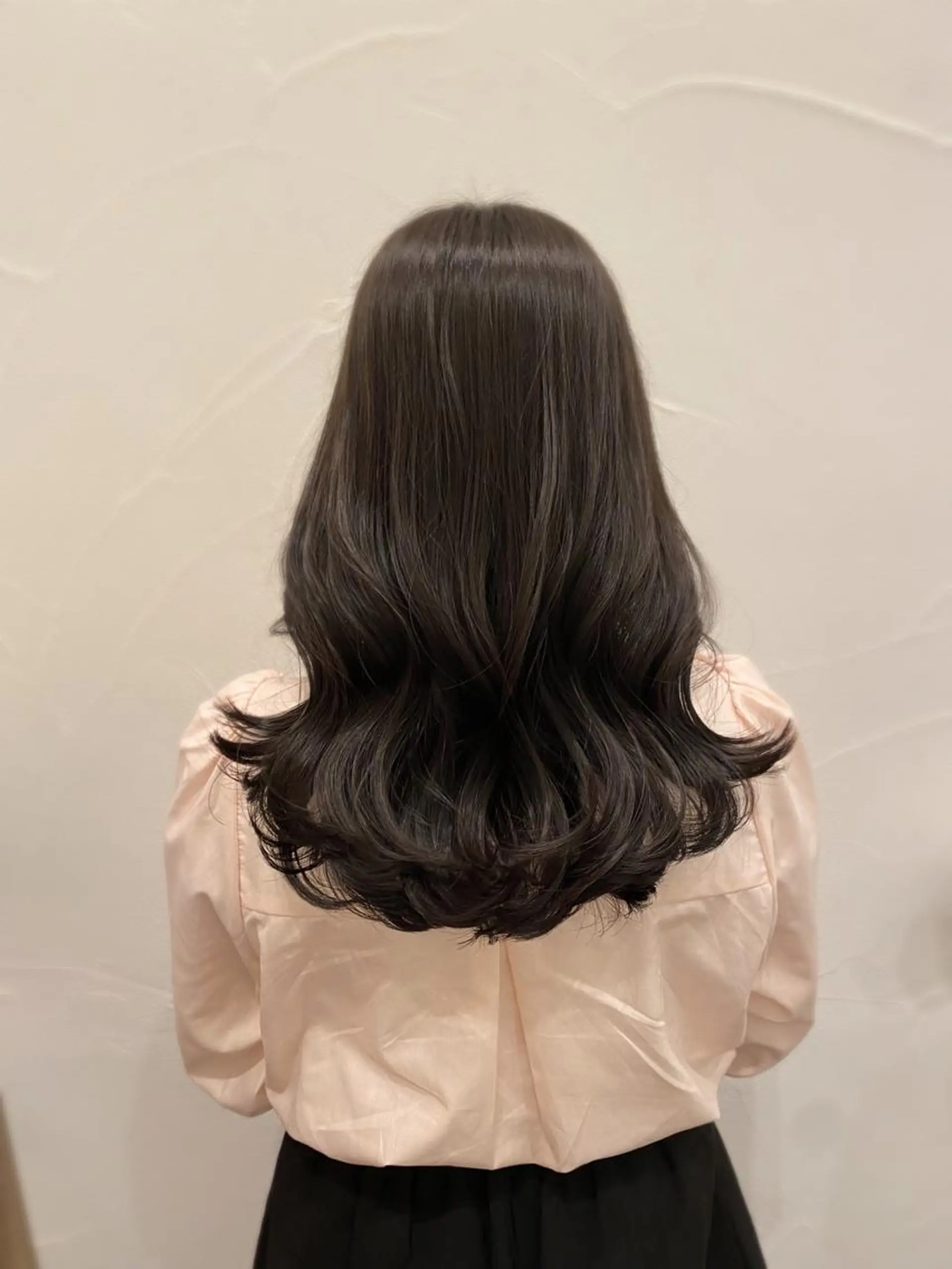 セミロング カラー ヘアカラー トリートメント Ash中目黒店 榊間茜のヘアスタイル