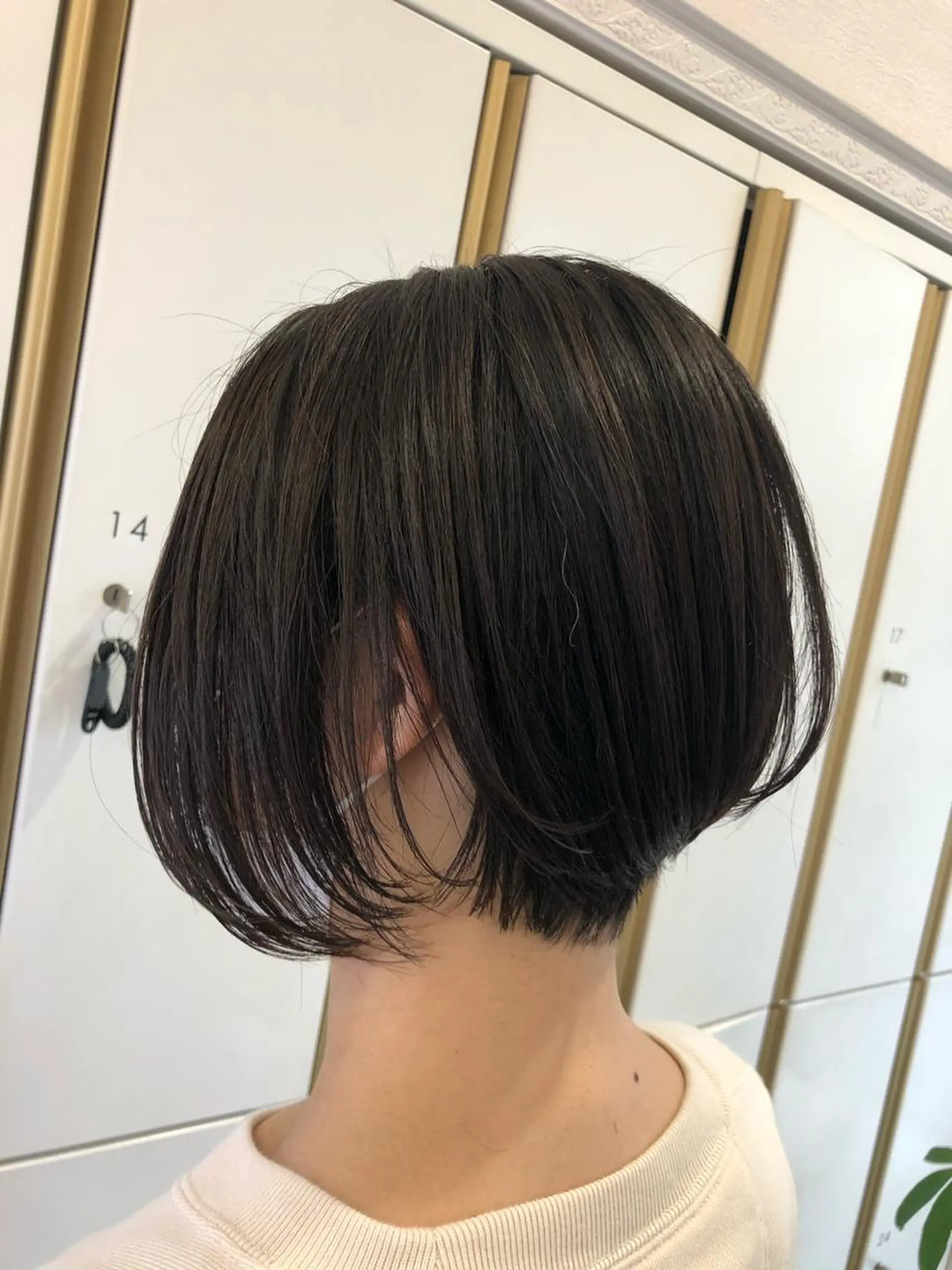 ショート カット 渕向 克海のヘアスタイル