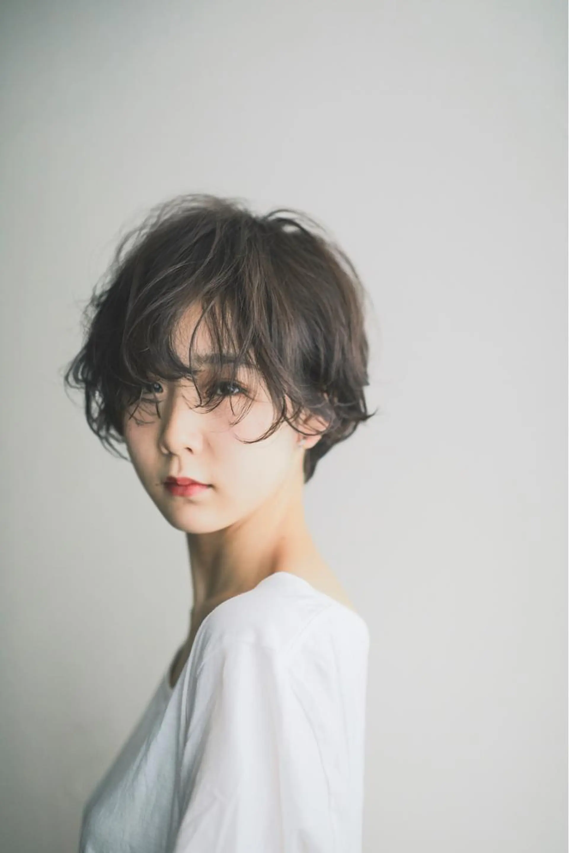 ショート カラー 西垣 佳苗のヘアスタイル