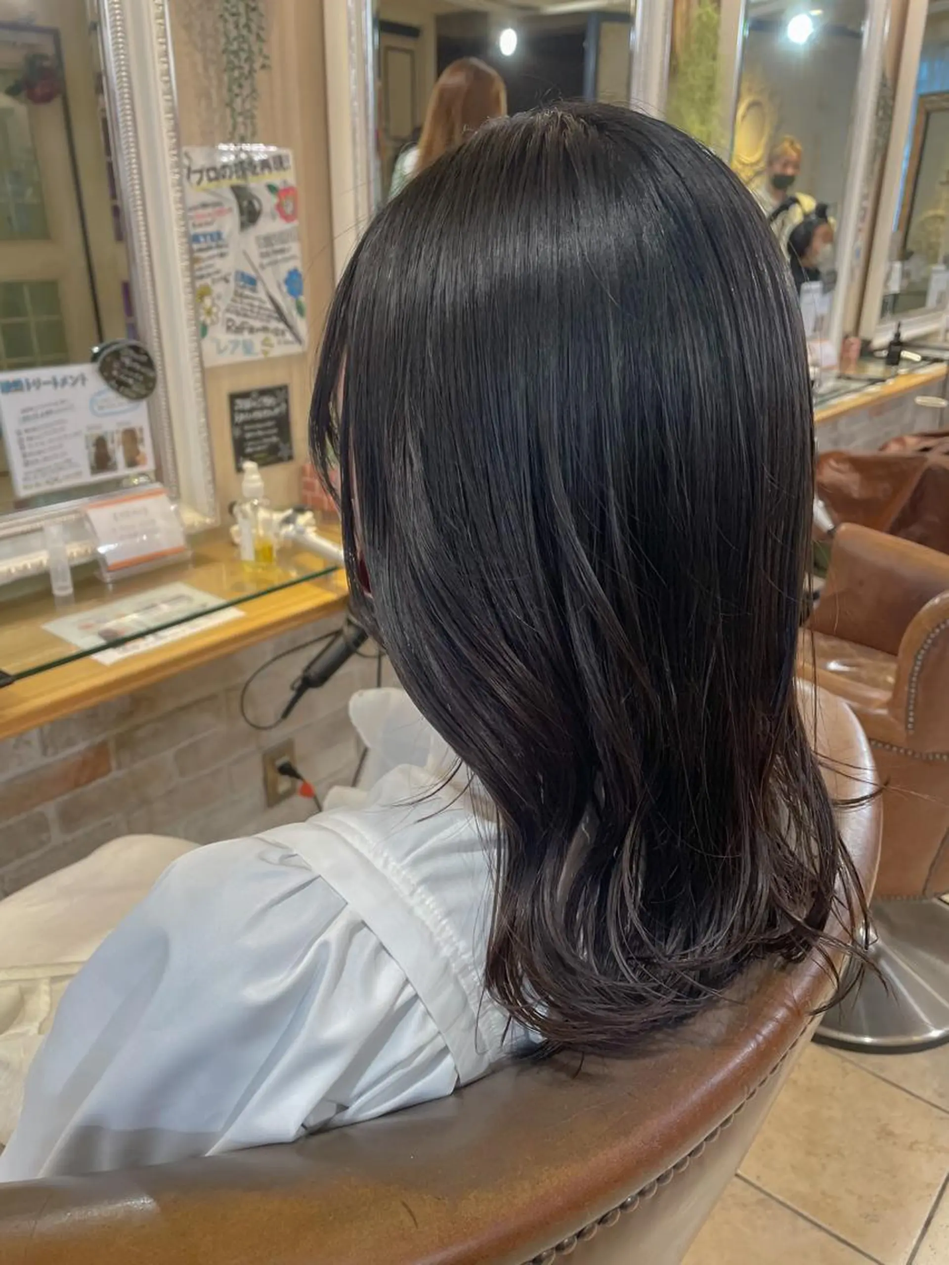セミロング 切りっぱなしロブ ヨシンモリ 韓国風ヘア カット トリートメント 切りっぱなしボブ ソノキユウカのヘアスタイル