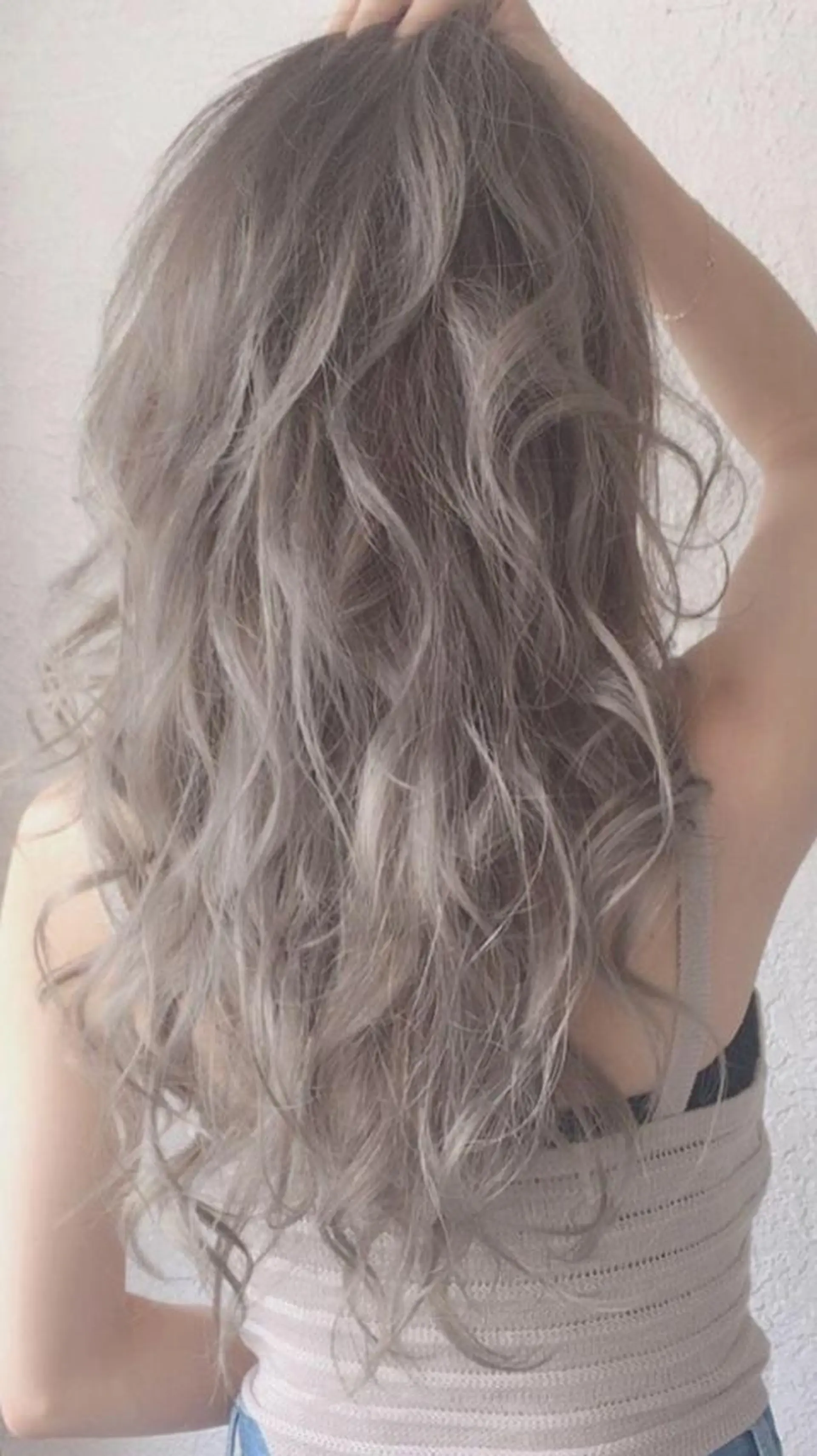 セミロング カラー カット ヘアカラー トリートメント アンダーバーホワイト_WHITE所属・_WHITE芝本 賢吾【天王寺店】のヘアスタイル