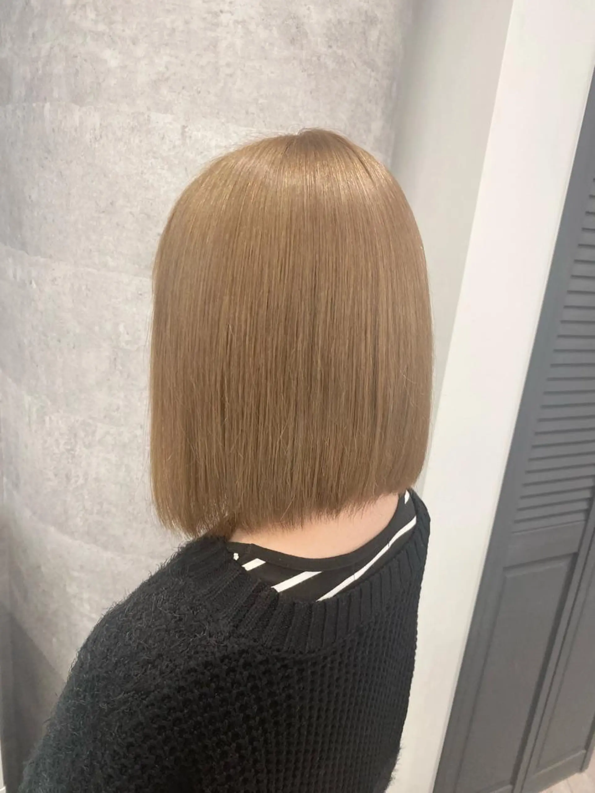 ミディアム カラー ベージュカラー ヘアカラー ハイトーン特化サロン 🍑momo🍑のヘアスタイル