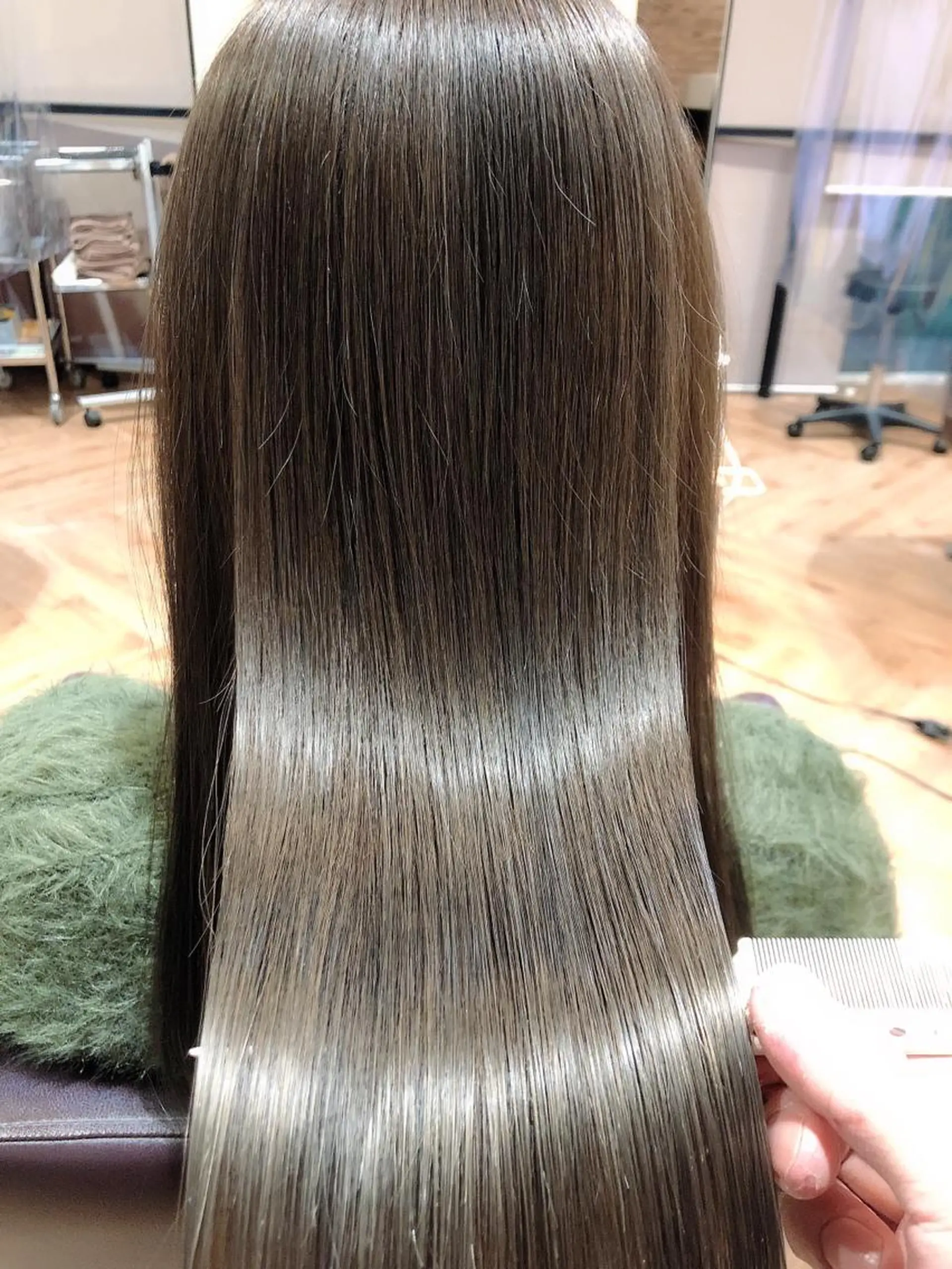 セミロング カラー ヘアカラー トリートメント 韓国🇰🇷レイヤー おくれ毛/顔まわりのヘアスタイル