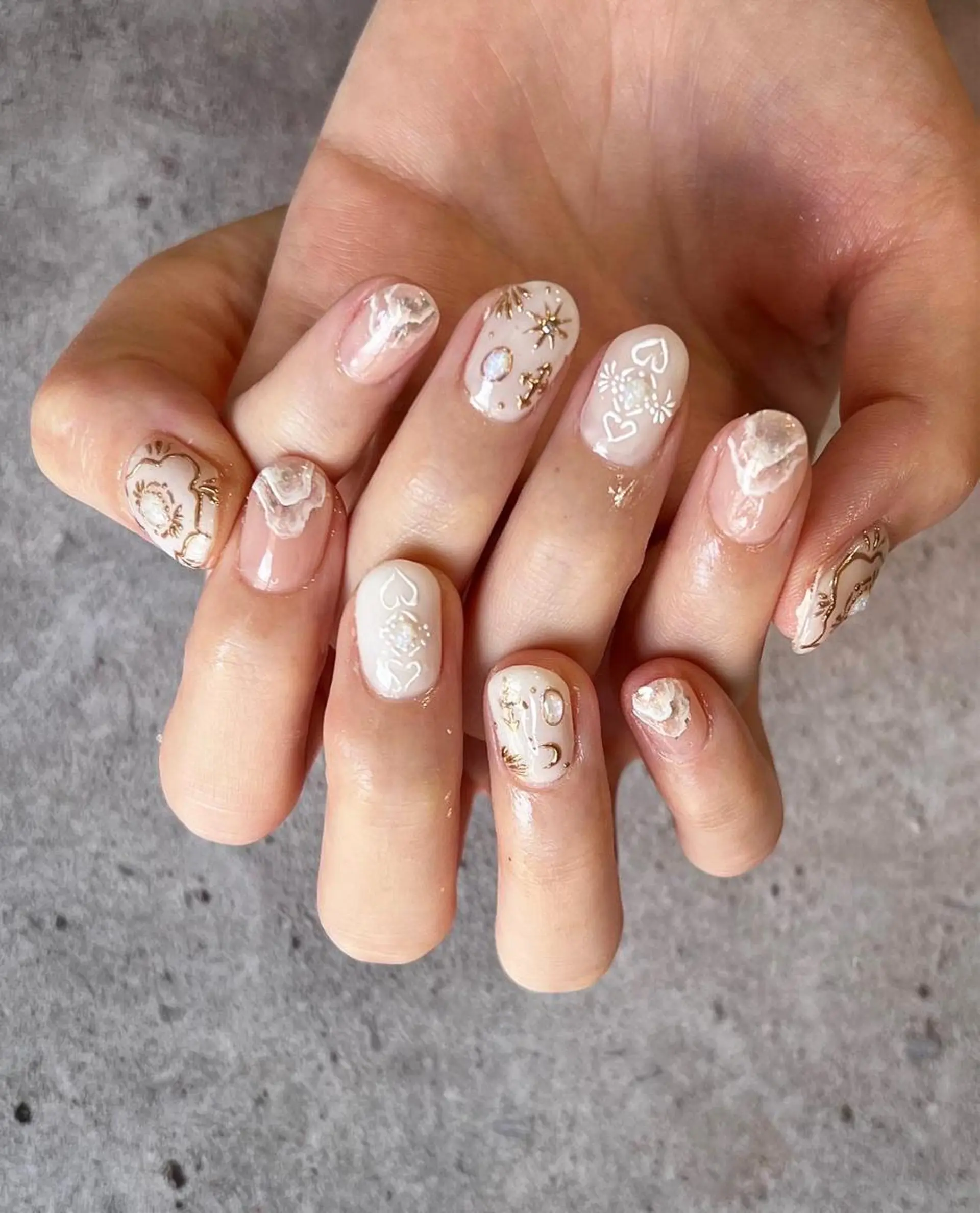 ショート ハンドネイル ✾ NailRoom Latina🌻💓のネイルデザイン