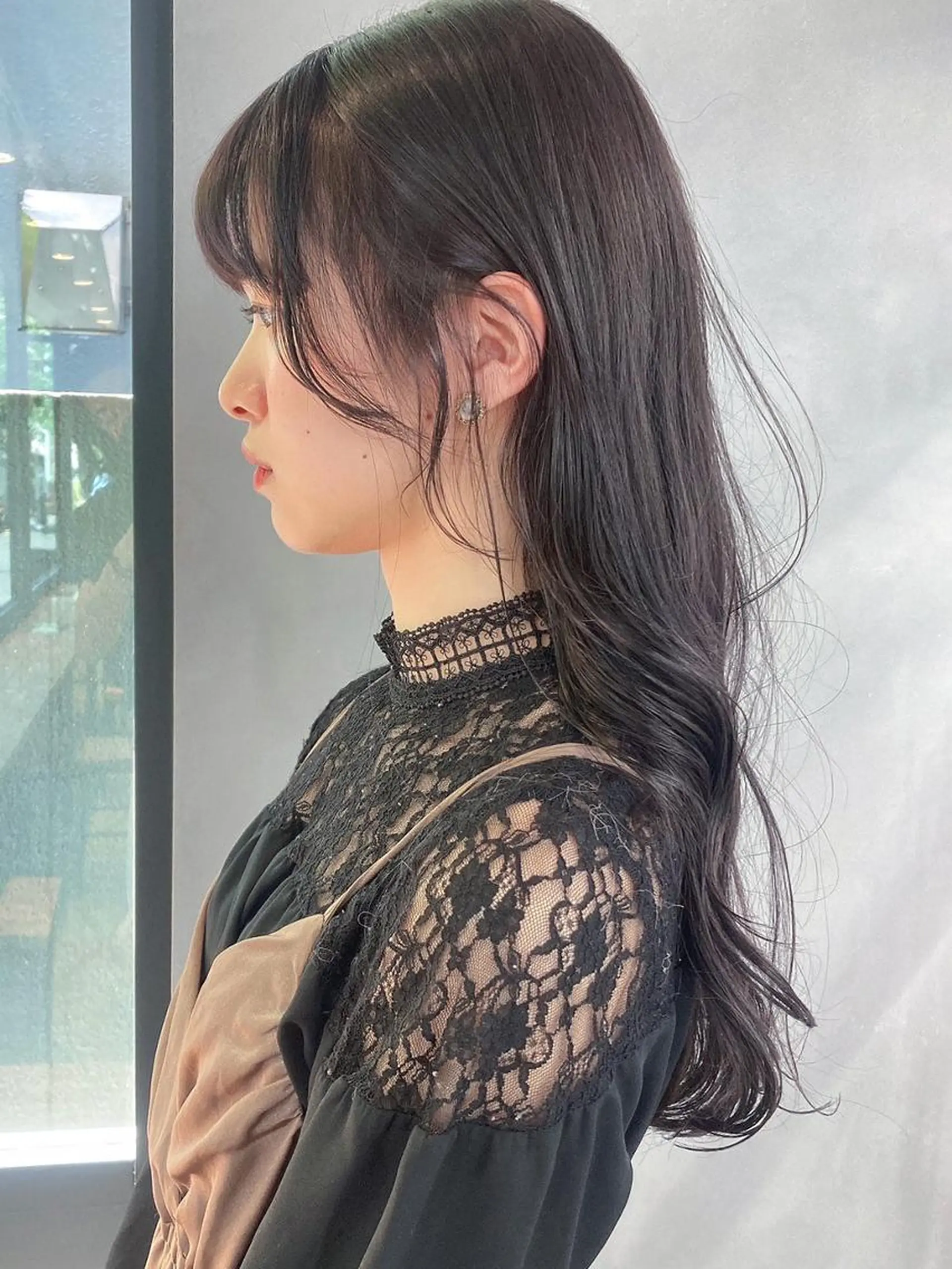 セミロング カラー パーマ ヘアアレンジ レイヤーカット カット ヘアカラー トリートメント ITbyALBUM 中野店のヘアスタイル