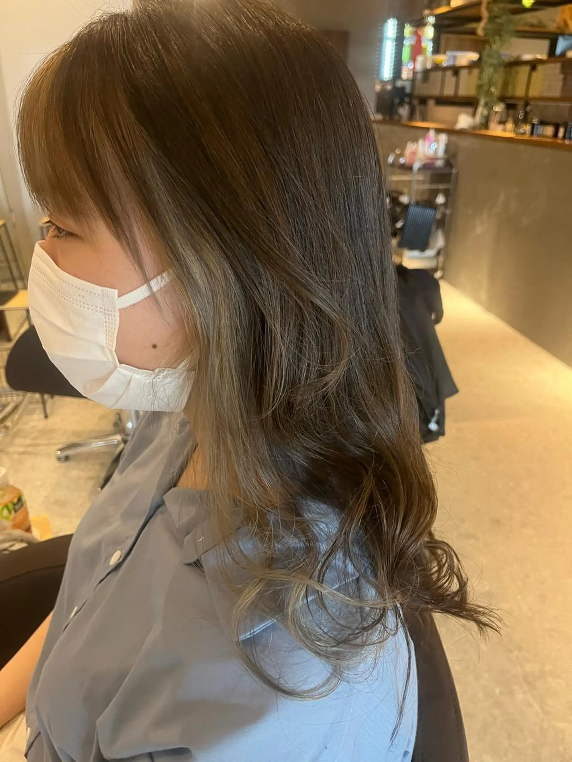 セミロング アッシュ アッシュグレー アルゴ八潮所属・Argo mikiのヘアスタイル