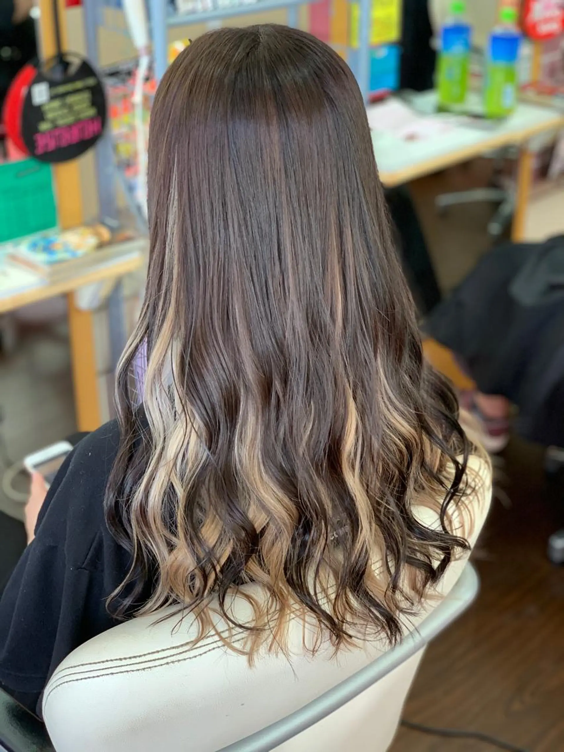 ロング ヘアカラー たけい ゆうきのヘアスタイル