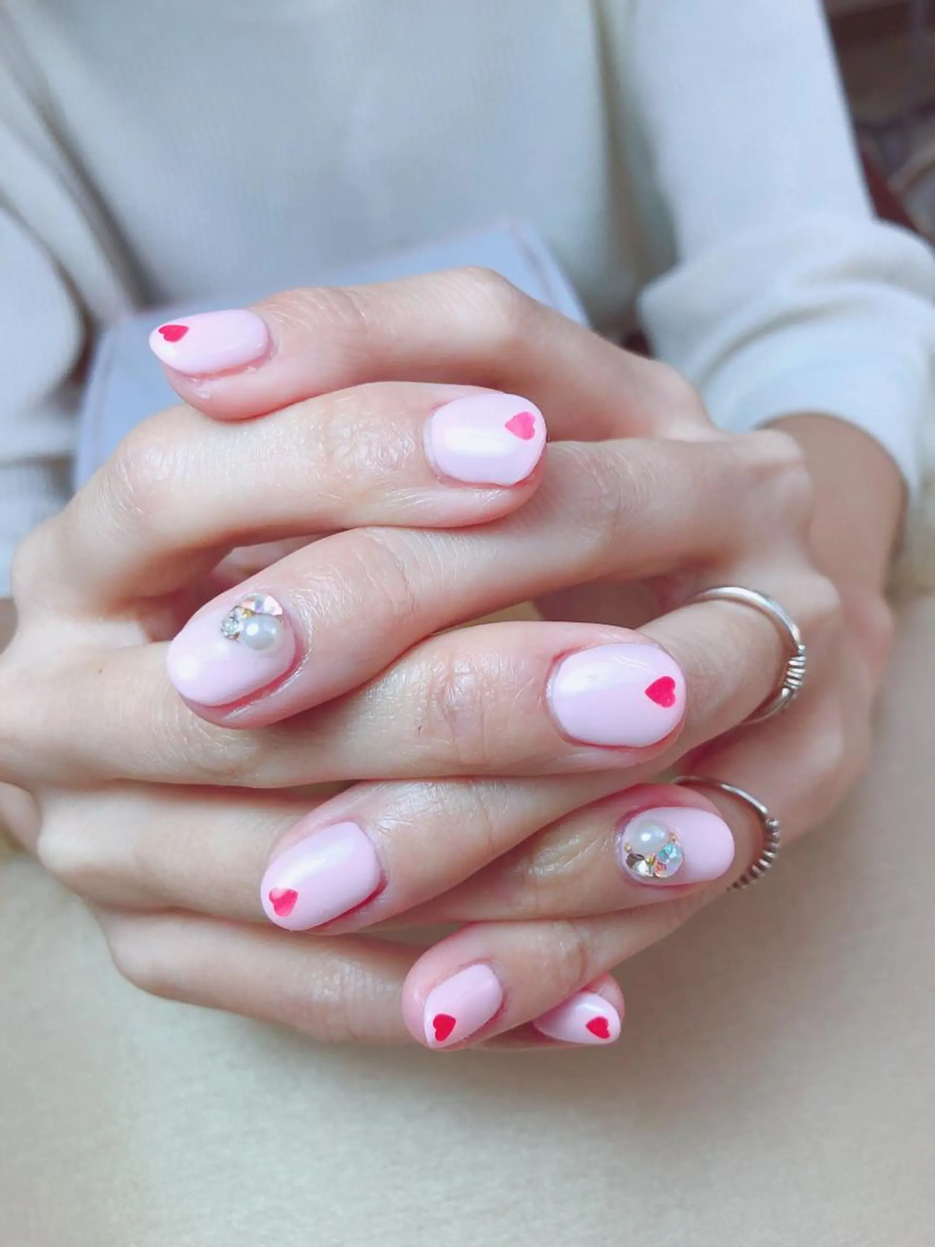 ネイル バレンタイン 石原 夕華のネイルデザイン