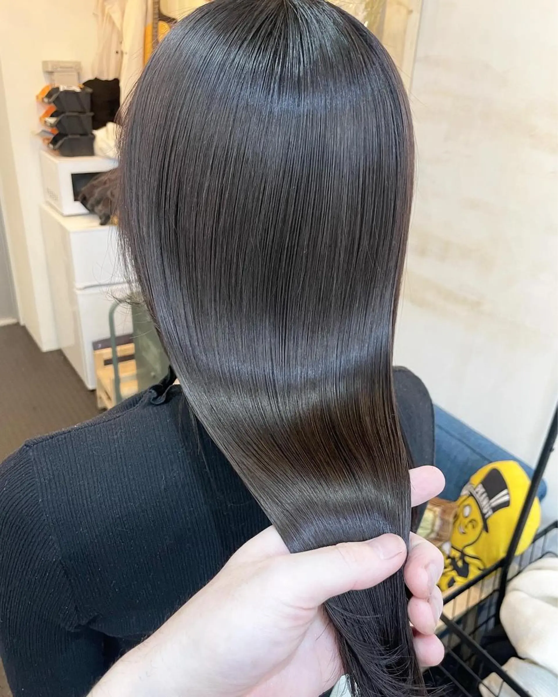 ロング カラー 髪質改善 トリートメント トリートメント SUN GLOW  サングロウ所属・ナカノメ トシアキのヘアスタイル