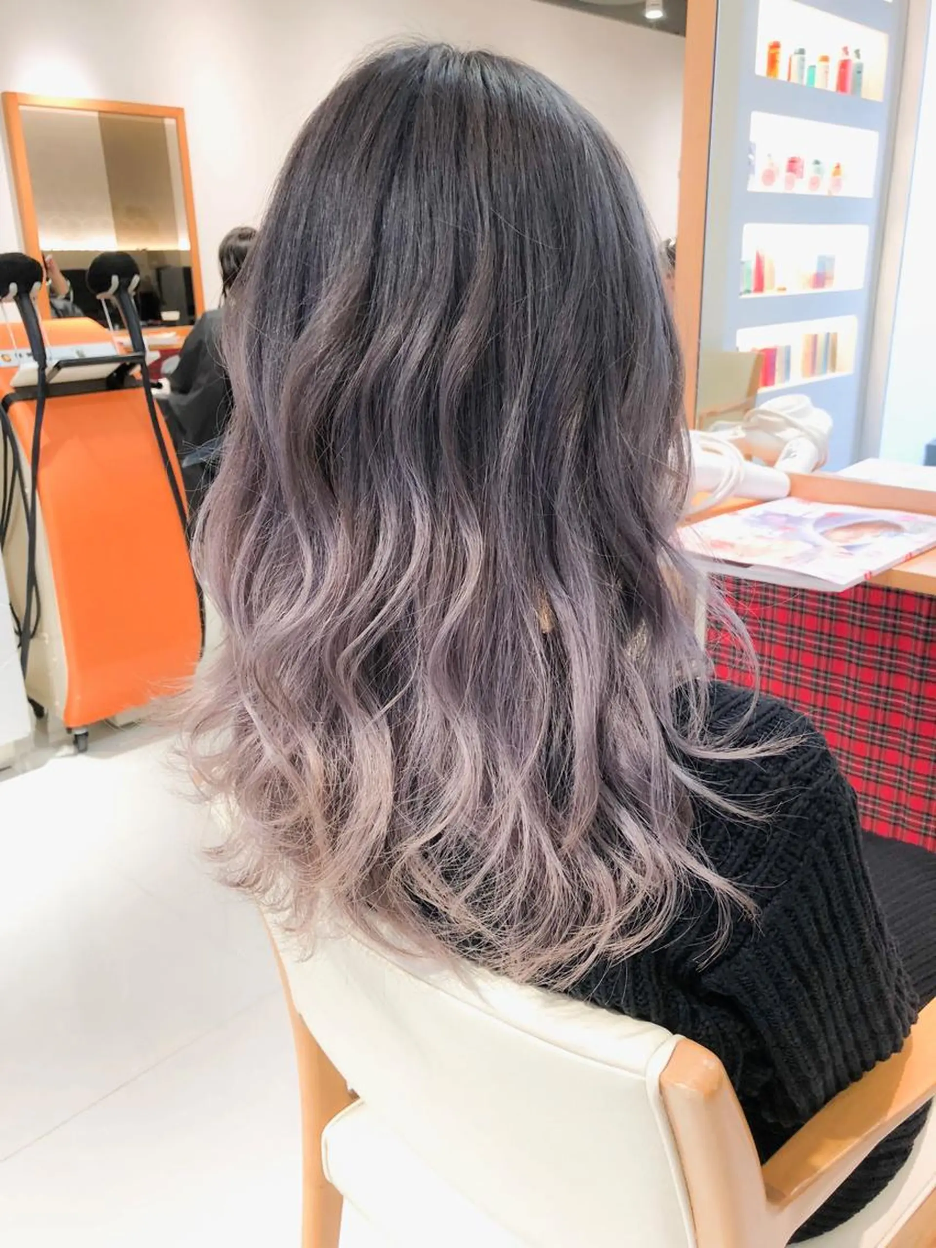 ロング カラー Days 透明感カラーのヘアスタイル